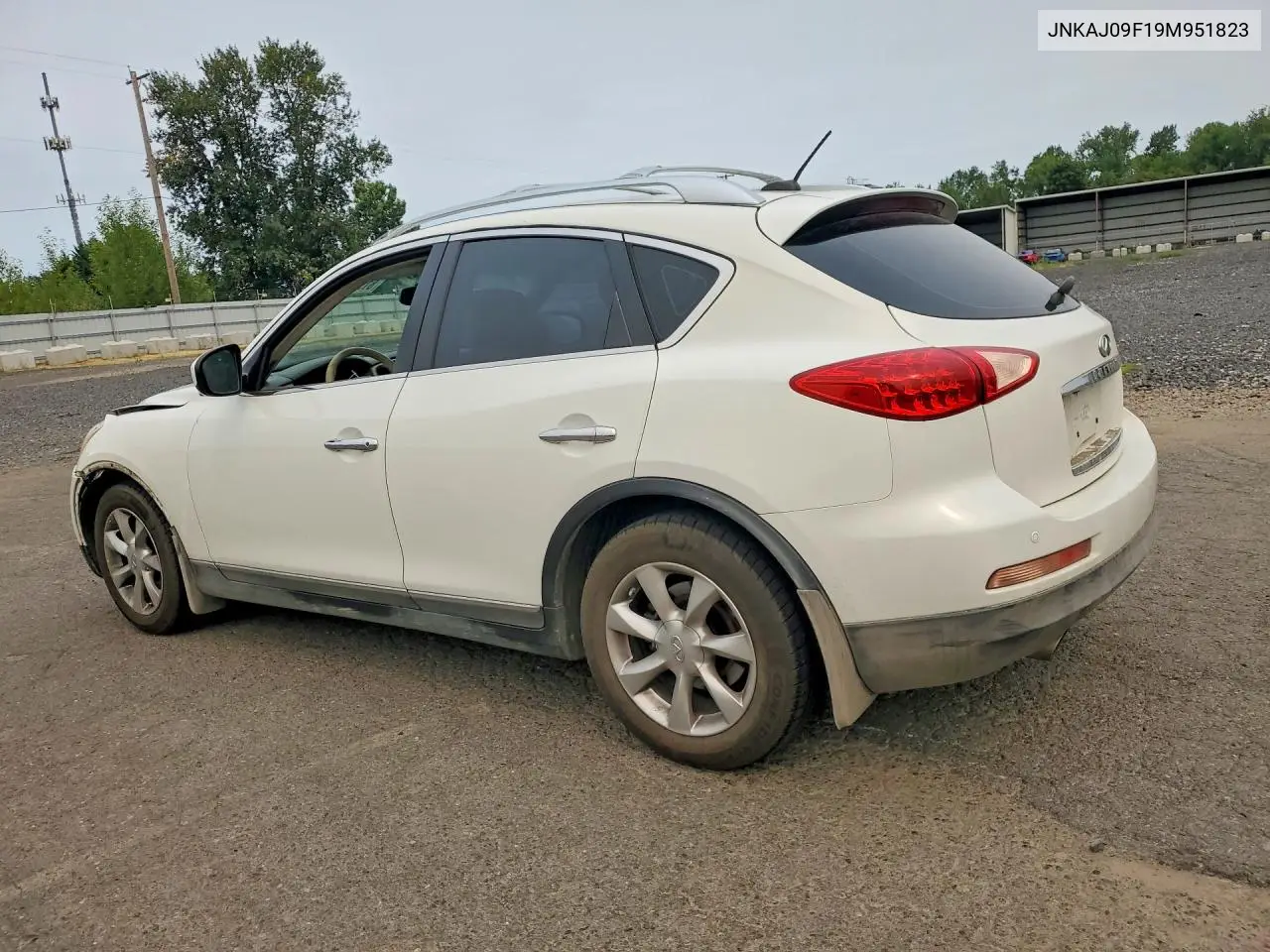 2009 Infiniti Ex35 VIN: JNKAJ09F19M951823 Lot: 61940366