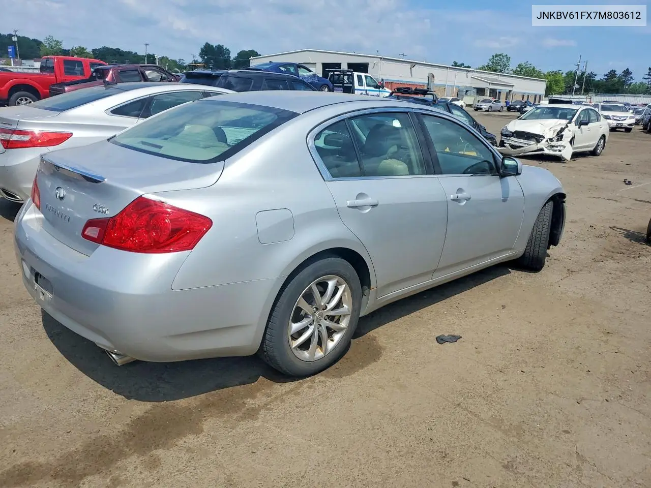 2007 Infiniti G35 X VIN: JNKBV61FX7M803612 Lot: 56956506