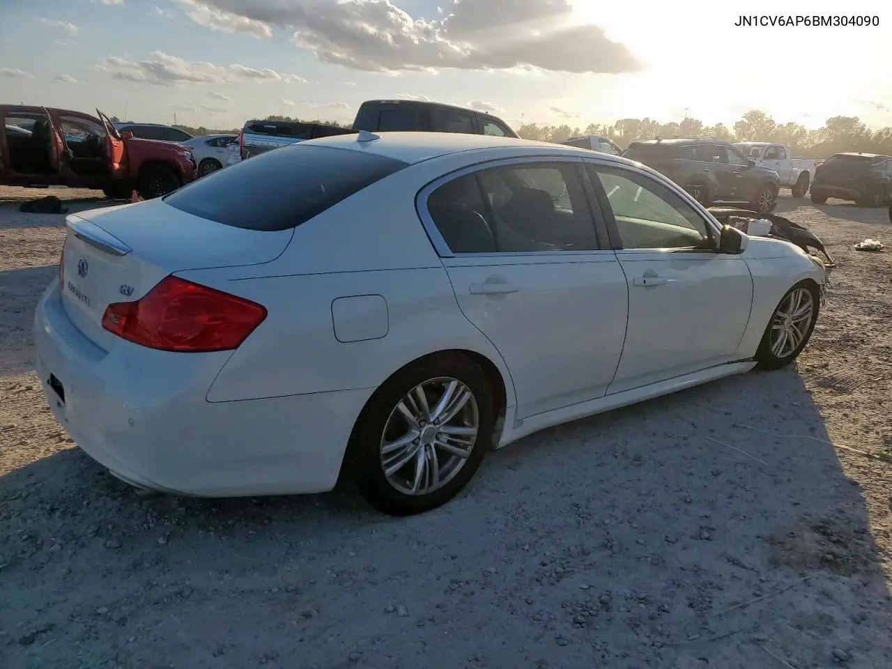 JN1CV6AP6BM304090 2011 Infiniti G37 Base