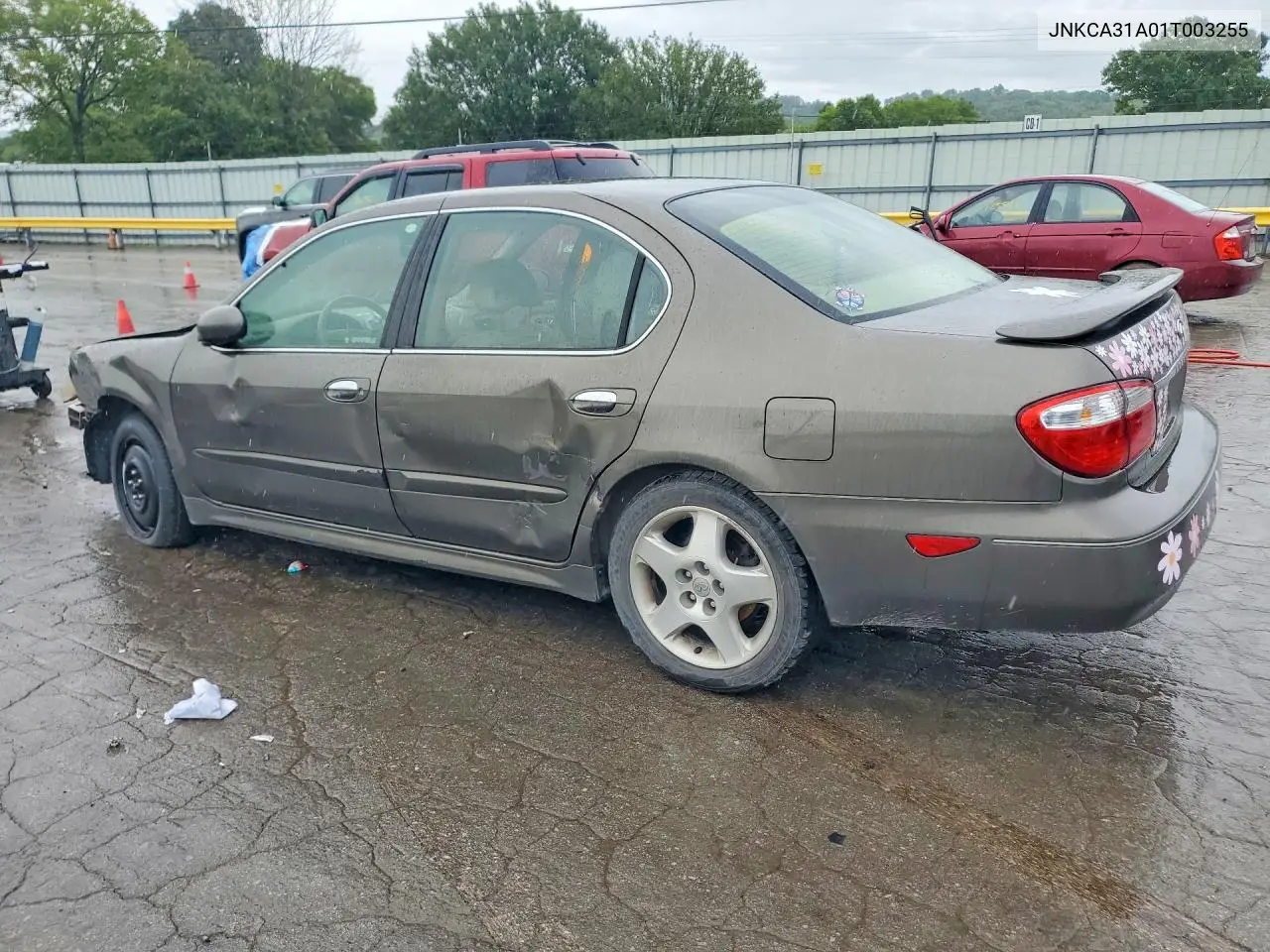 2001 Infiniti I30 Base VIN: JNKCA31A01T003255 Lot: 59920026