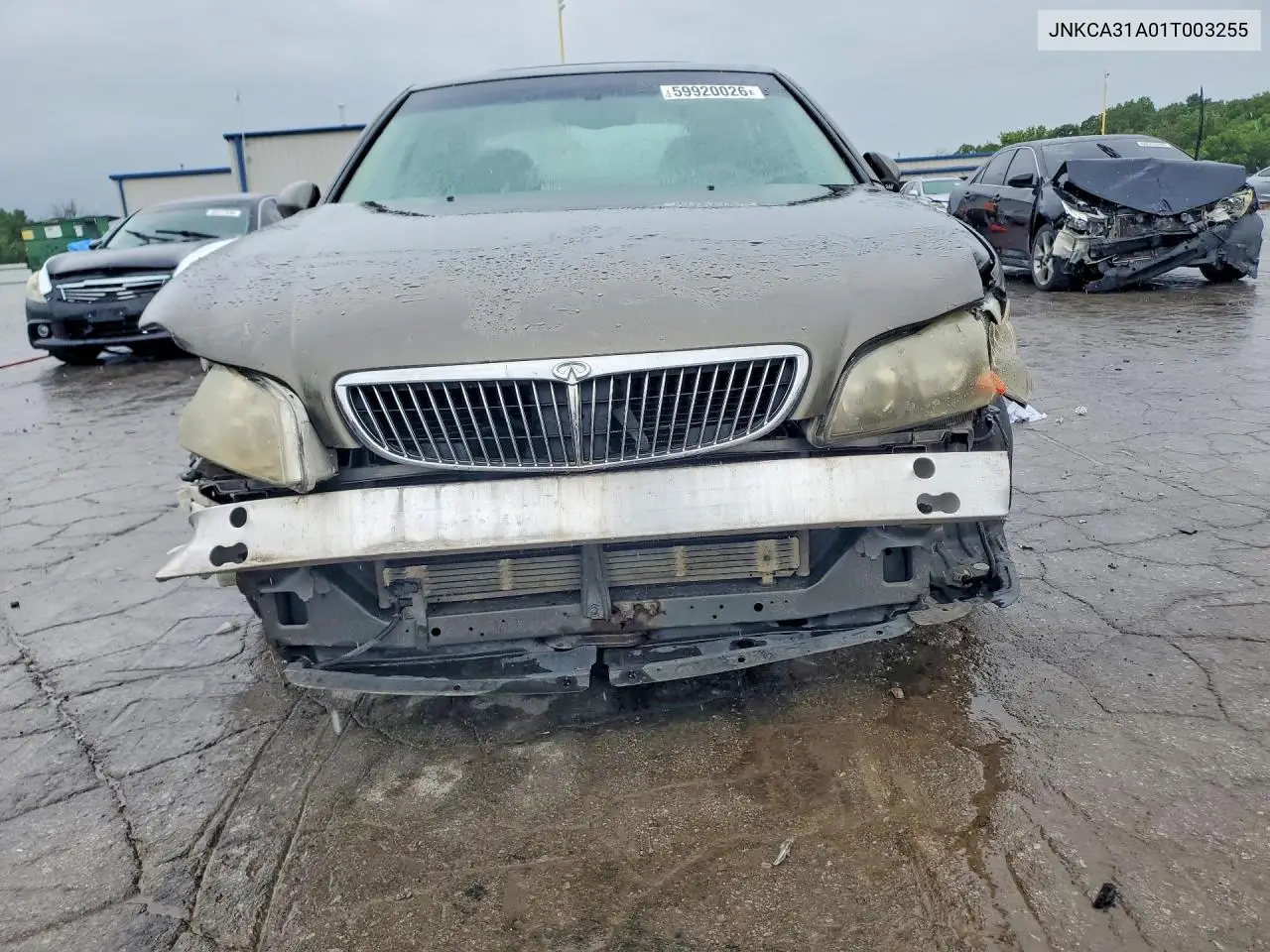 2001 Infiniti I30 Base VIN: JNKCA31A01T003255 Lot: 59920026