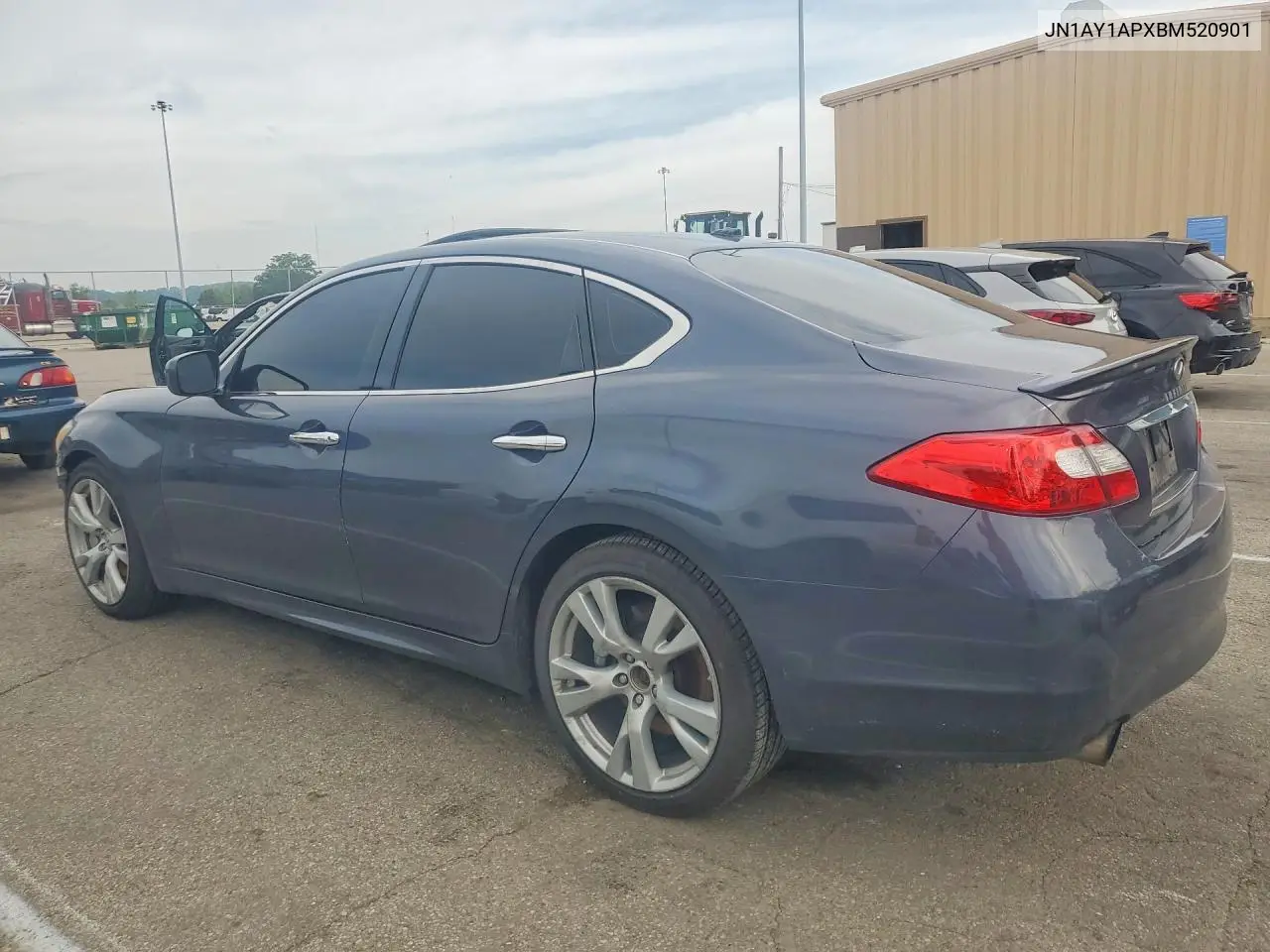 2011 Infiniti M56 Base VIN: JN1AY1APXBM520901 Lot: 56452686