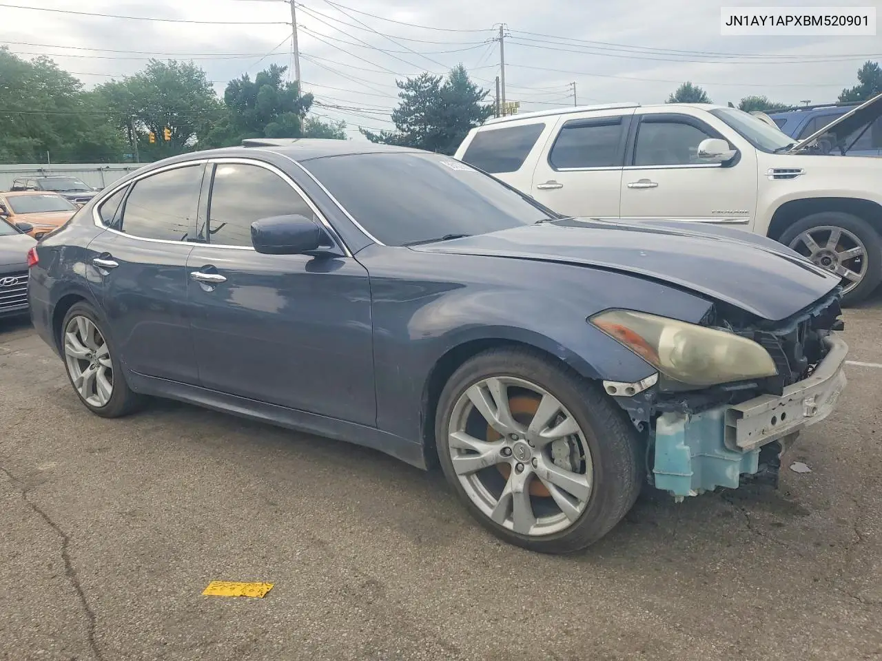 2011 Infiniti M56 Base VIN: JN1AY1APXBM520901 Lot: 56452686