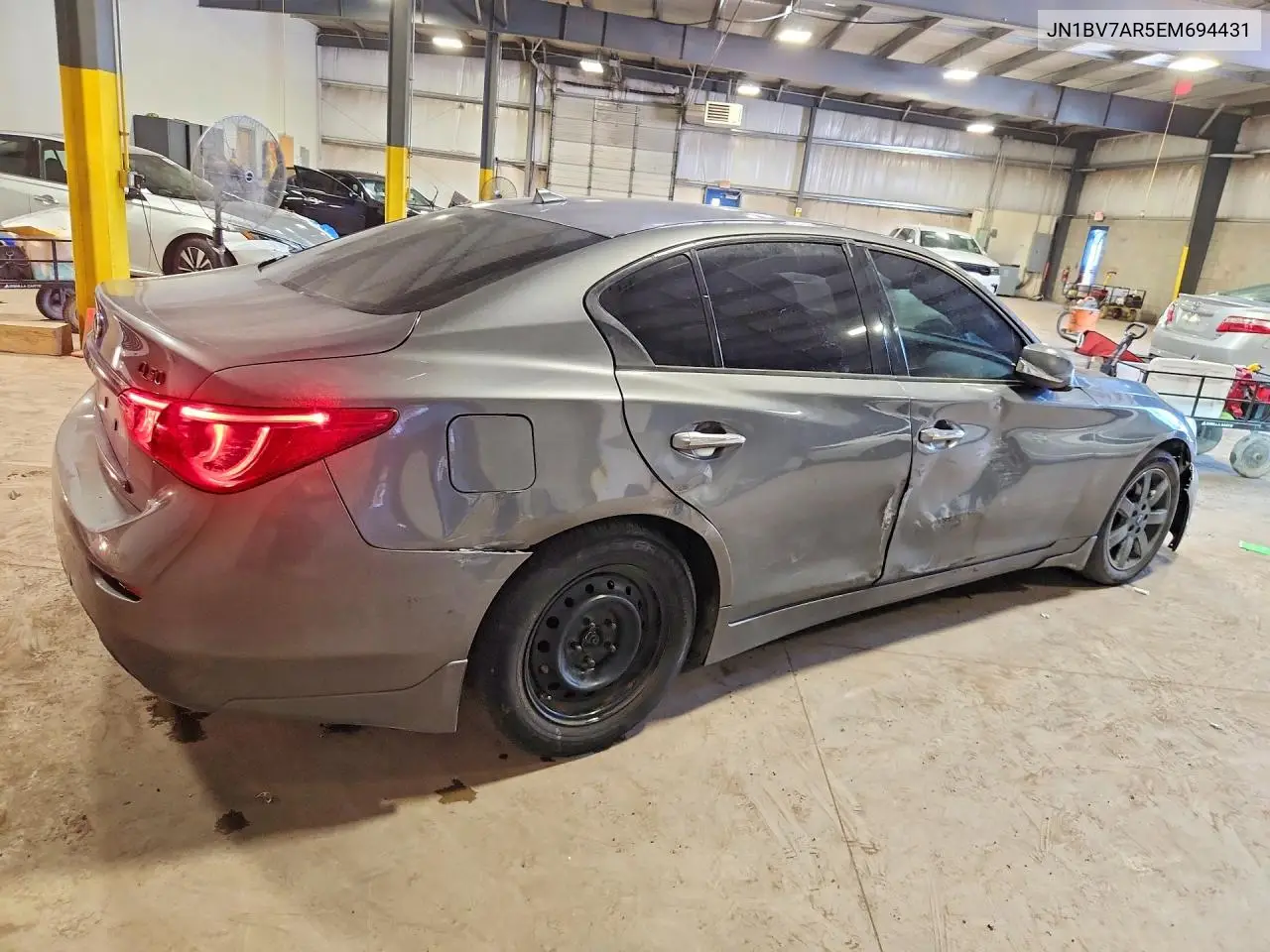 2014 Infiniti Q50 Premium VIN: JN1BV7AR5EM694431 Lot: 56292036