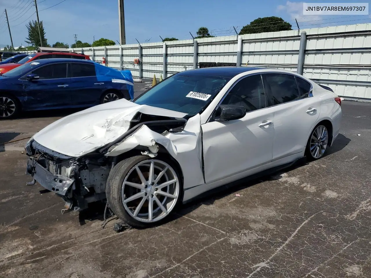 2014 Infiniti Q50 Base VIN: JN1BV7AR8EM697307 Lot: 61025006