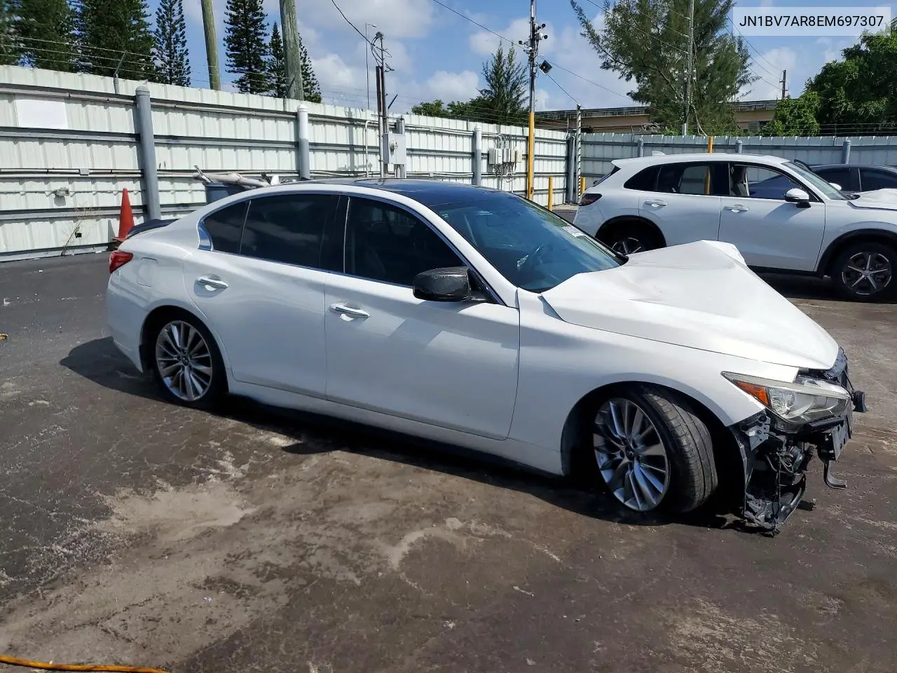 2014 Infiniti Q50 Base VIN: JN1BV7AR8EM697307 Lot: 61025006