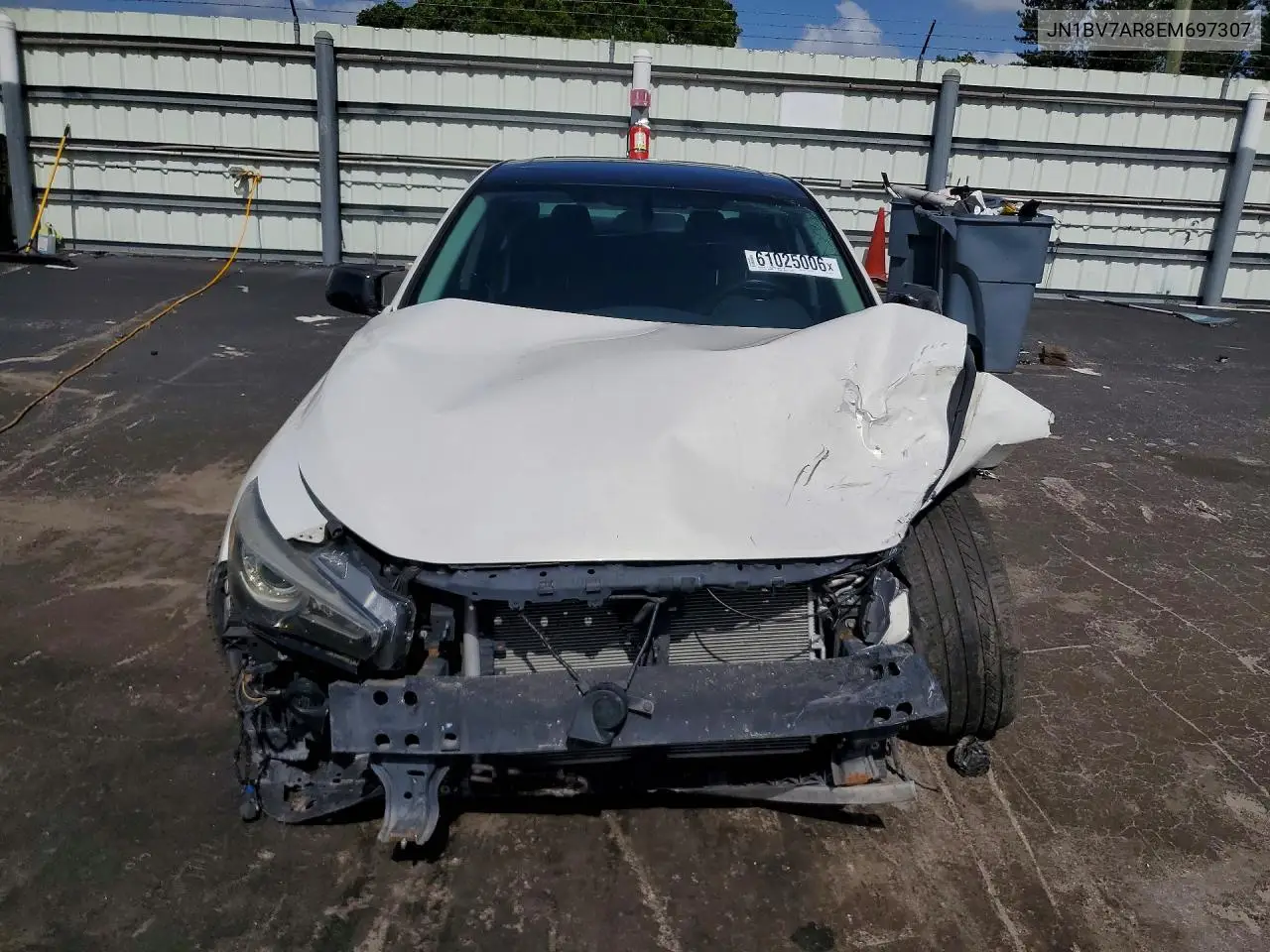 2014 Infiniti Q50 Base VIN: JN1BV7AR8EM697307 Lot: 61025006