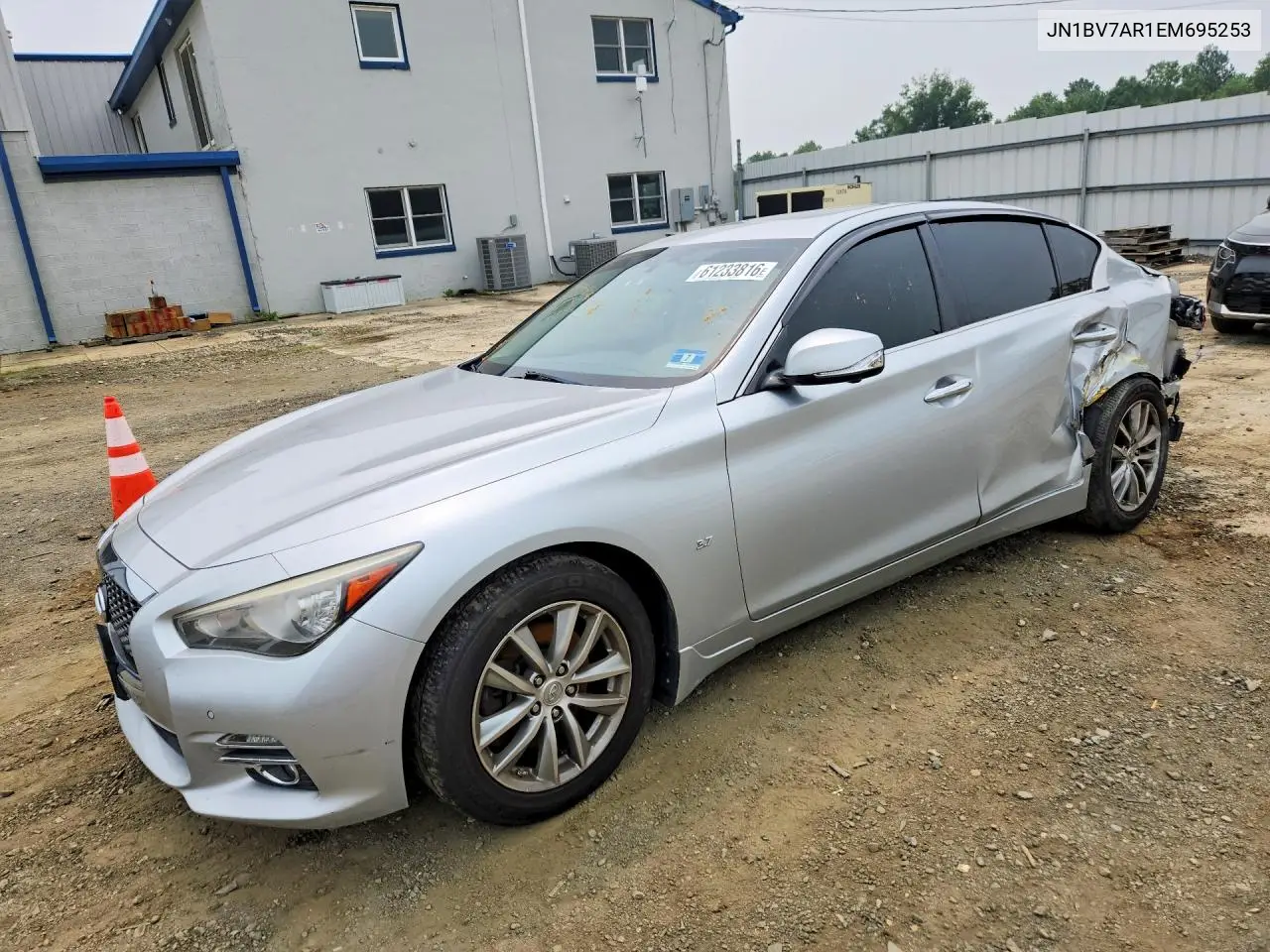 2014 Infiniti Q50 Premium VIN: JN1BV7AR1EM695253 Lot: 61233816