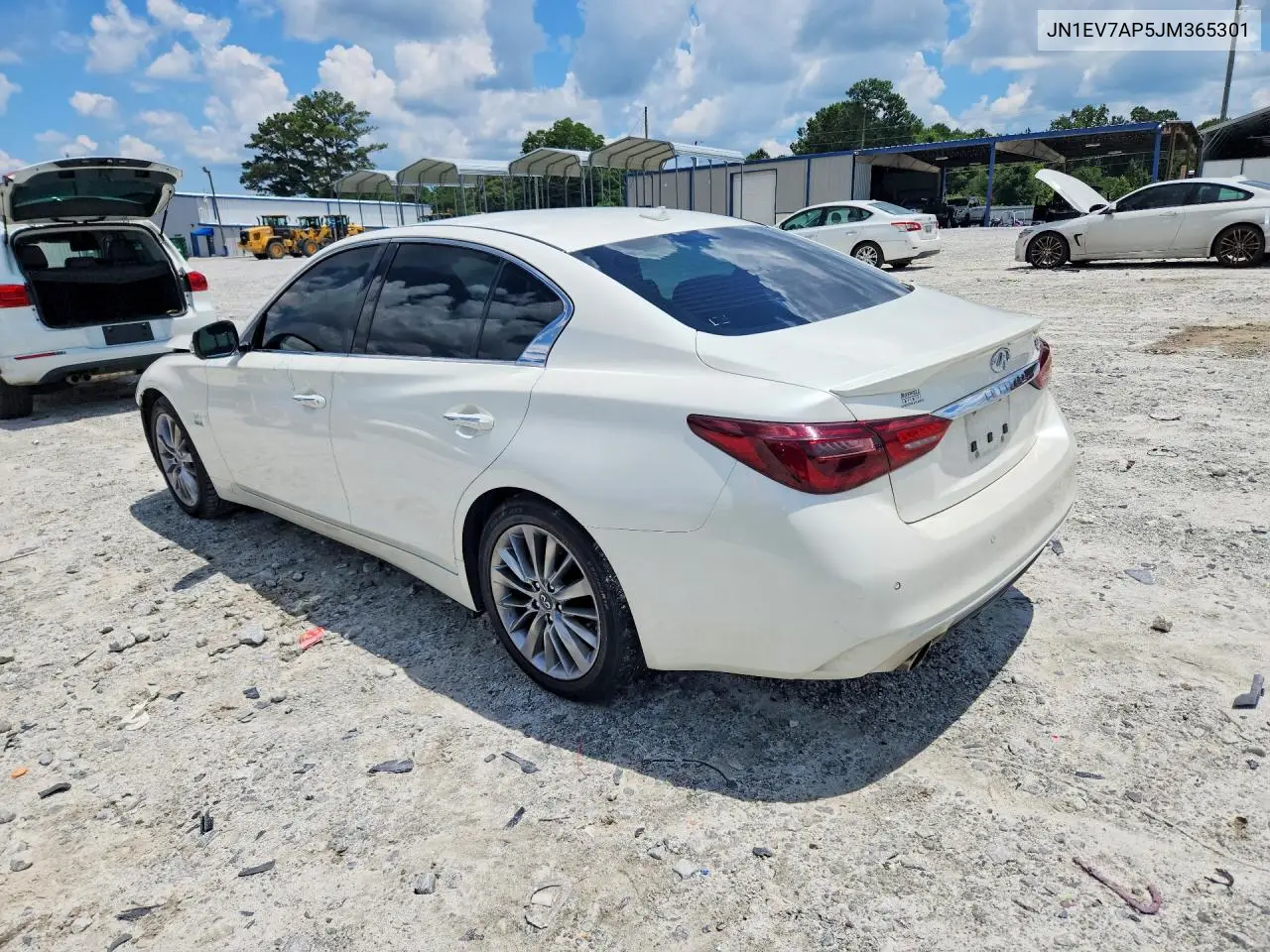 2018 Infiniti Q50 3.0T Luxe VIN: JN1EV7AP5JM365301 Lot: 61002066