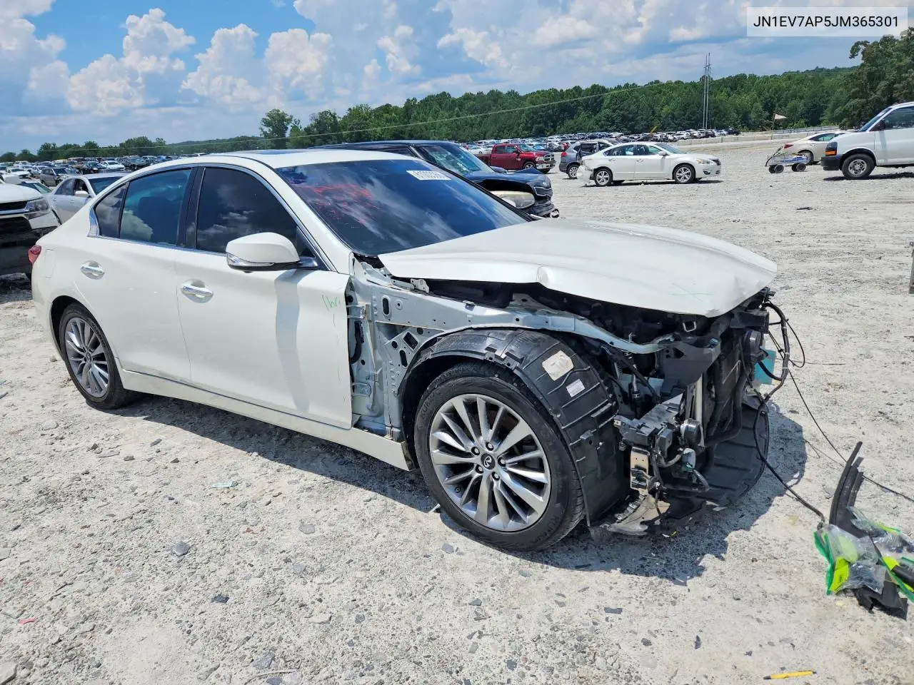 2018 Infiniti Q50 3.0T Luxe VIN: JN1EV7AP5JM365301 Lot: 61002066