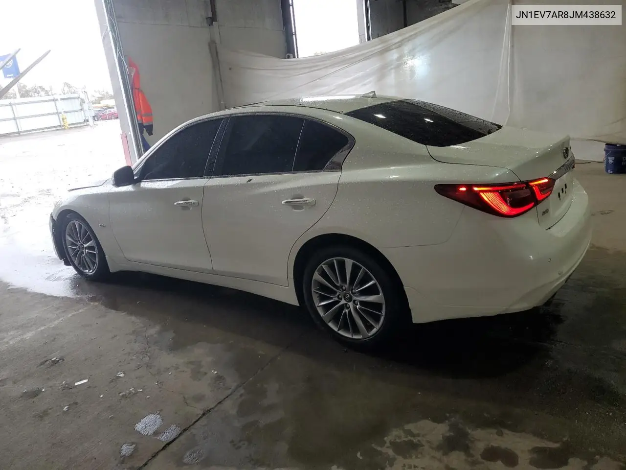 JN1EV7AR8JM438632 2018 Infiniti Q50 Luxe