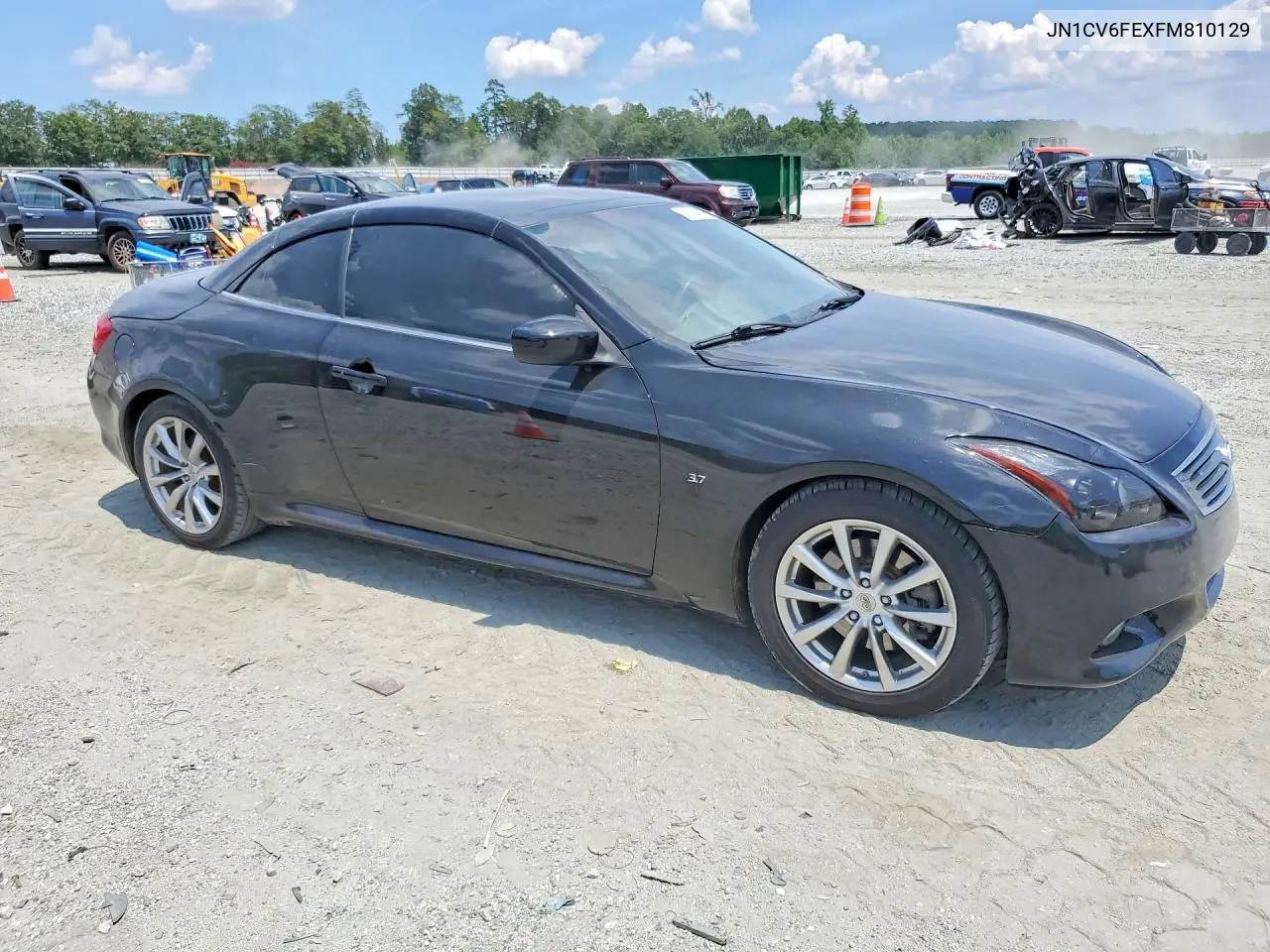 2015 Infiniti Q60 Convertible Base VIN: JN1CV6FEXFM810129 Lot: 61744486