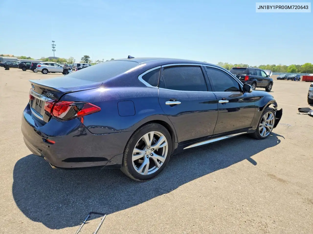 2016 Infiniti Q70L 3.7 VIN: JN1BY1PR0GM720643 Lot: 52996496