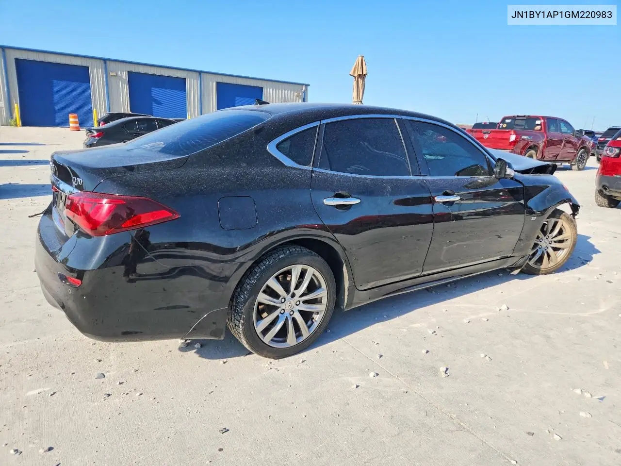 2016 Infiniti Q70 3.7 VIN: JN1BY1AP1GM220983 Lot: 60579216