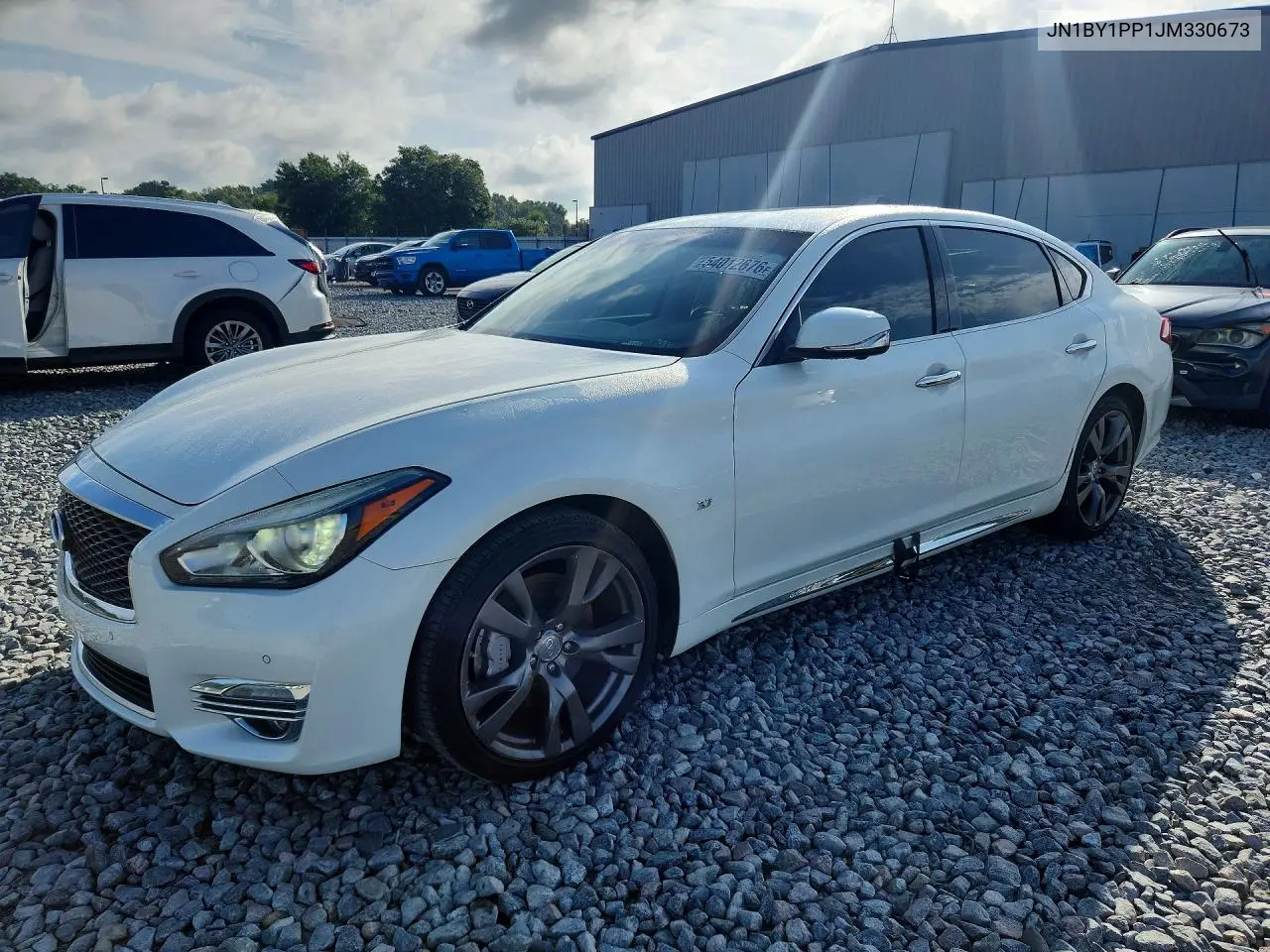 2018 Infiniti Q70L 3.7 Luxe VIN: JN1BY1PP1JM330673 Lot: 54012676