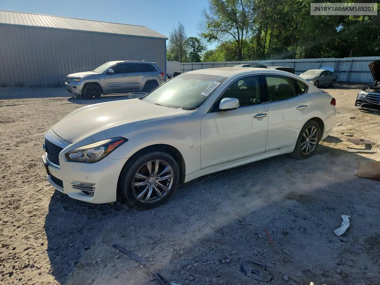 2019 Infiniti Q70 3.7 Luxe VIN: JN1BY1AR6KM585203 Lot: 49943086