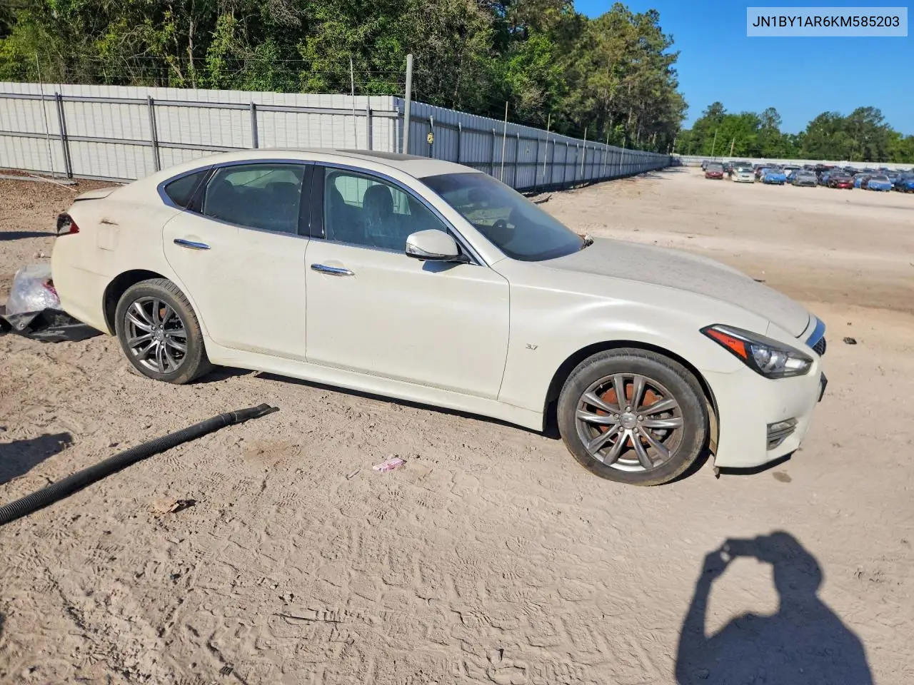 2019 Infiniti Q70 3.7 Luxe VIN: JN1BY1AR6KM585203 Lot: 49943086