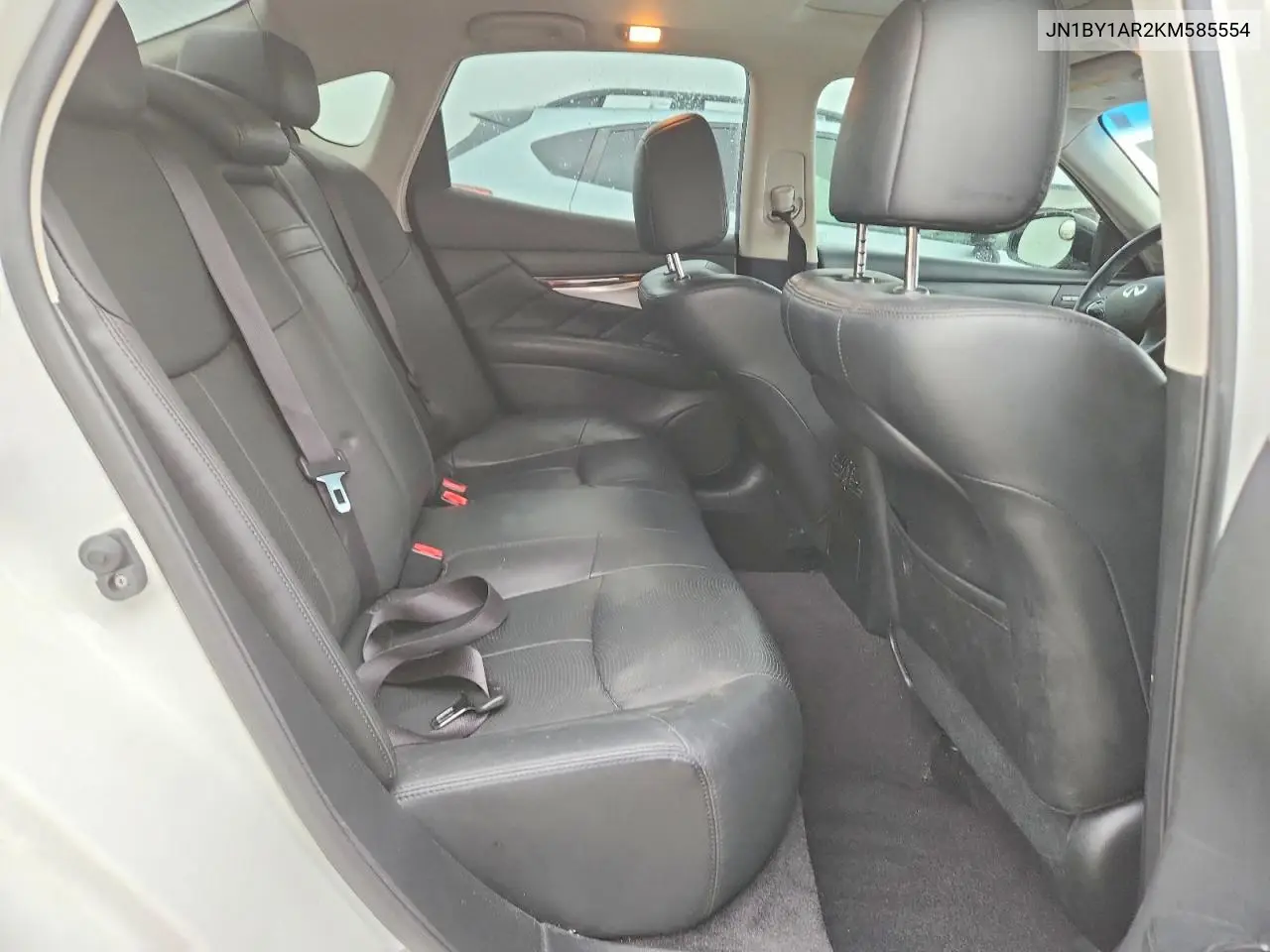 2019 Infiniti Q70 3.7 Luxe VIN: JN1BY1AR2KM585554 Lot: 54353346