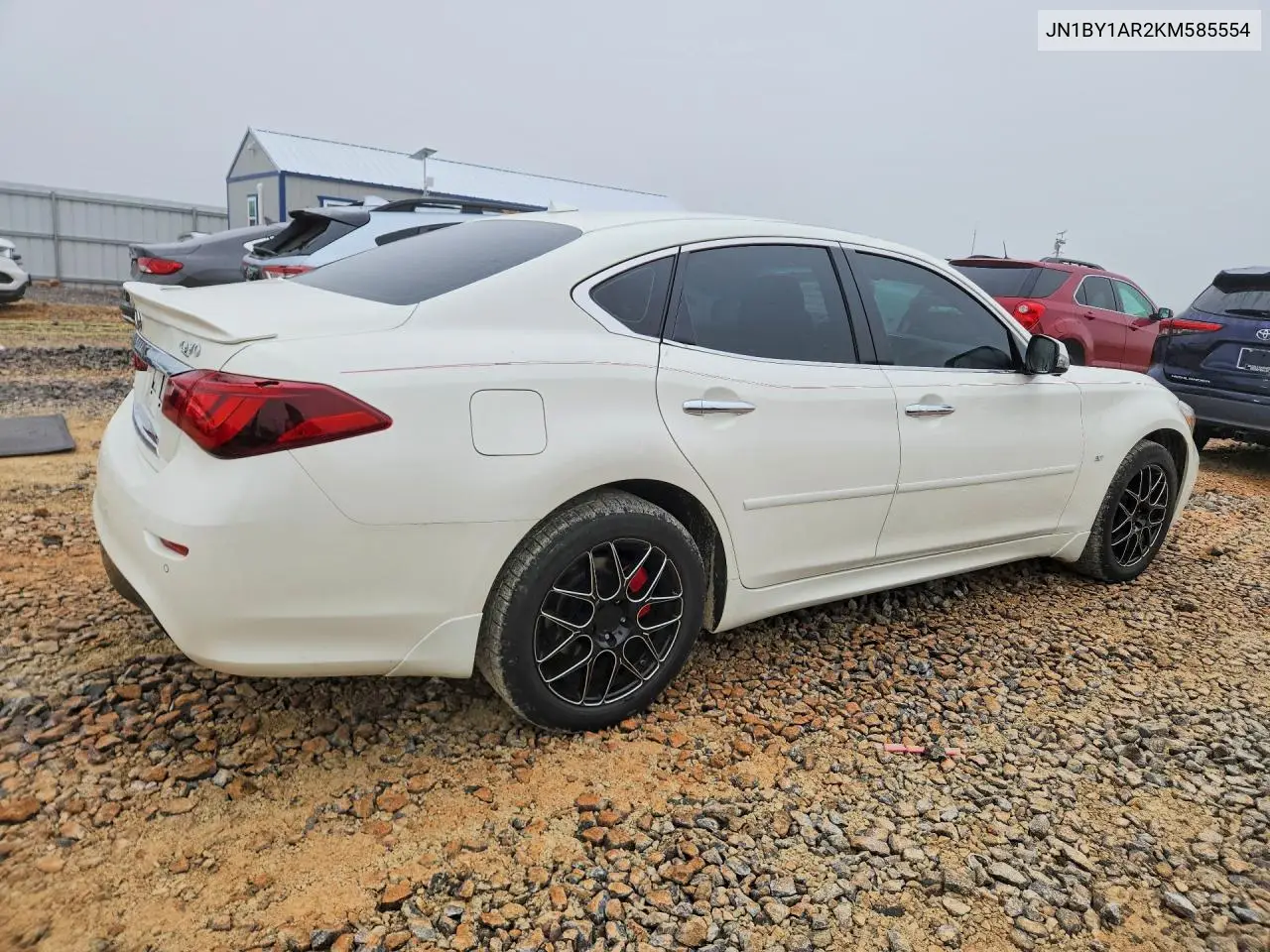 2019 Infiniti Q70 3.7 Luxe VIN: JN1BY1AR2KM585554 Lot: 54353346