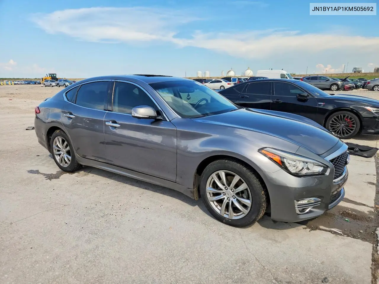 2019 Infiniti Q70 3.7 Luxe VIN: JN1BY1AP1KM505692 Lot: 60207856
