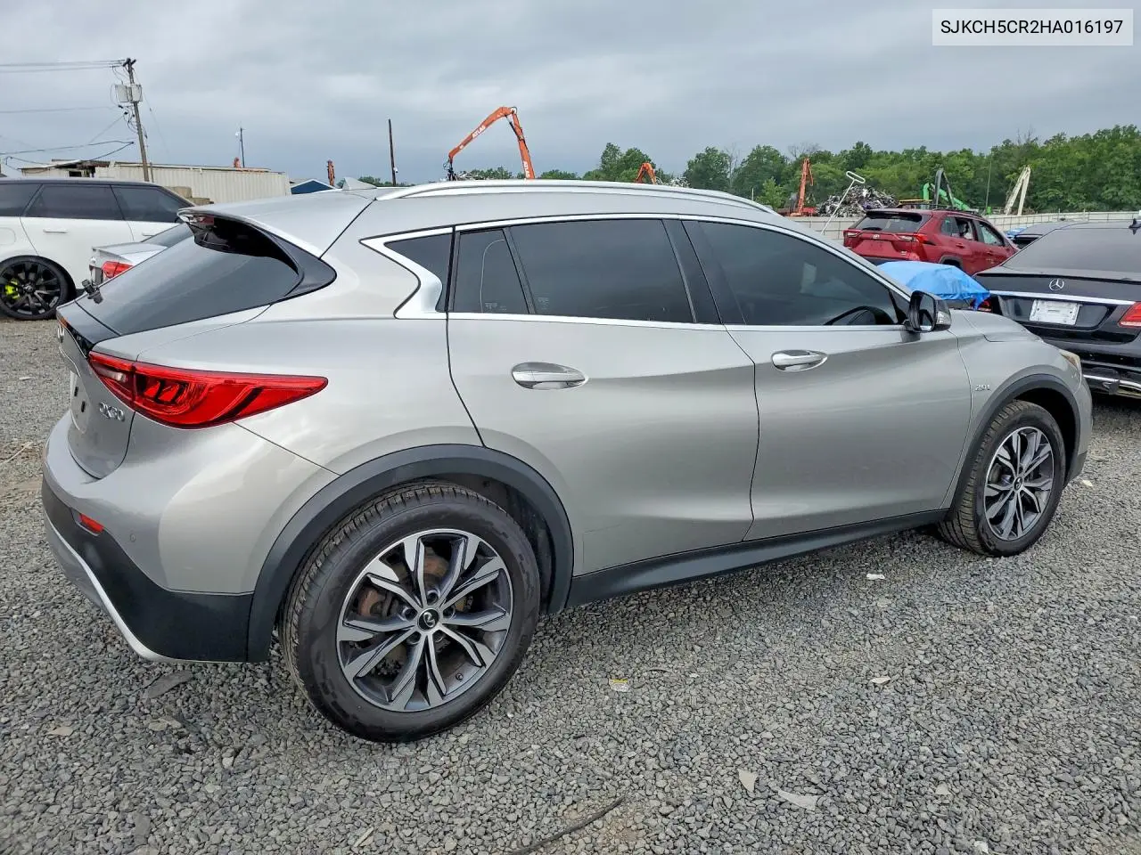 2017 Infiniti Qx30 Premium VIN: SJKCH5CR2HA016197 Lot: 62015976