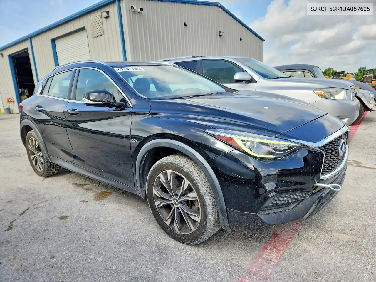 2018 Infiniti Qx30 Luxury VIN: SJKCH5CR1JA057605 Lot: 61542156