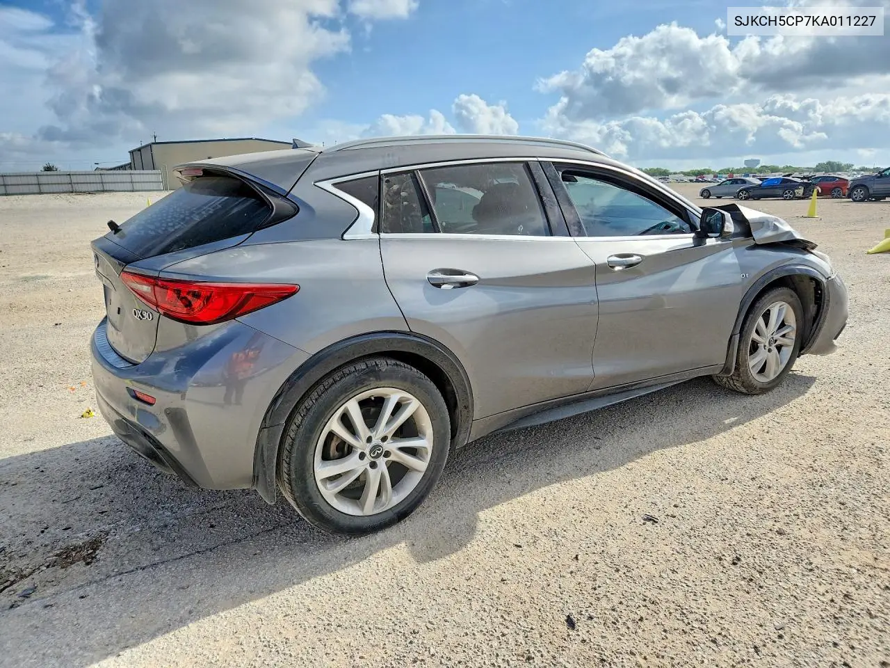2019 Infiniti Qx30 Luxe VIN: SJKCH5CP7KA011227 Lot: 59698566