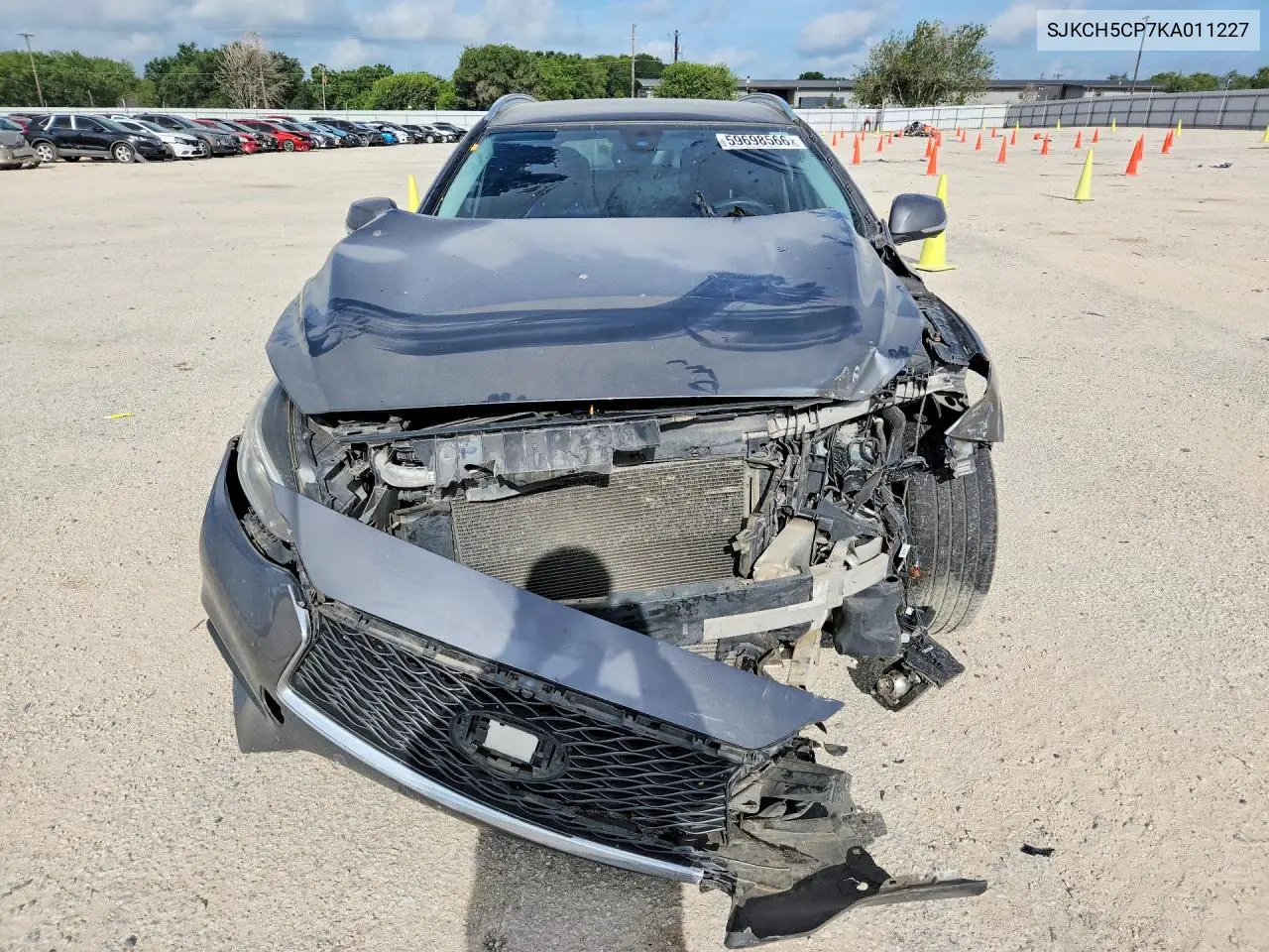 2019 Infiniti Qx30 Luxe VIN: SJKCH5CP7KA011227 Lot: 59698566