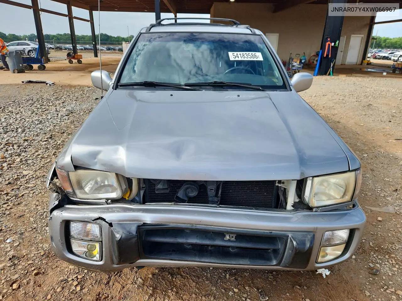 1999 Infiniti Qx4 Base VIN: JNRAR07Y4XW066967 Lot: 54183586