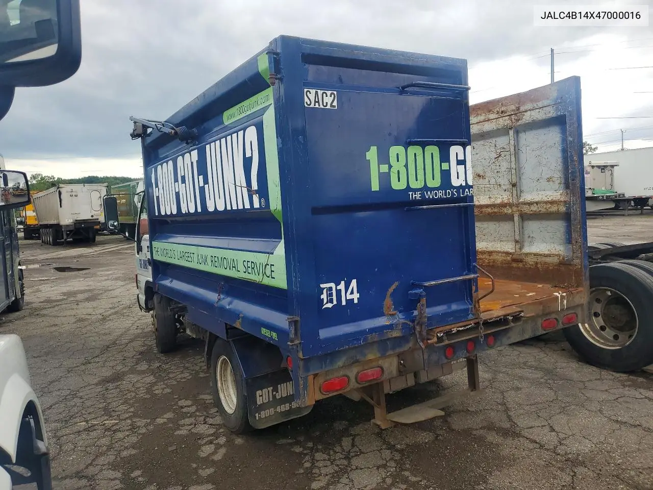 2004 Isuzu Npr VIN: JALC4B14X47000016 Lot: 57442666