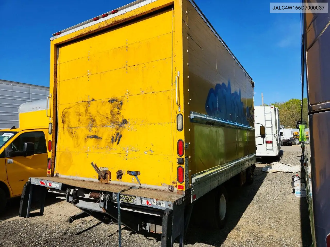 2013 Isuzu Npr Hd Box Truck VIN: JALC4W166D7000037 Lot: 50132866