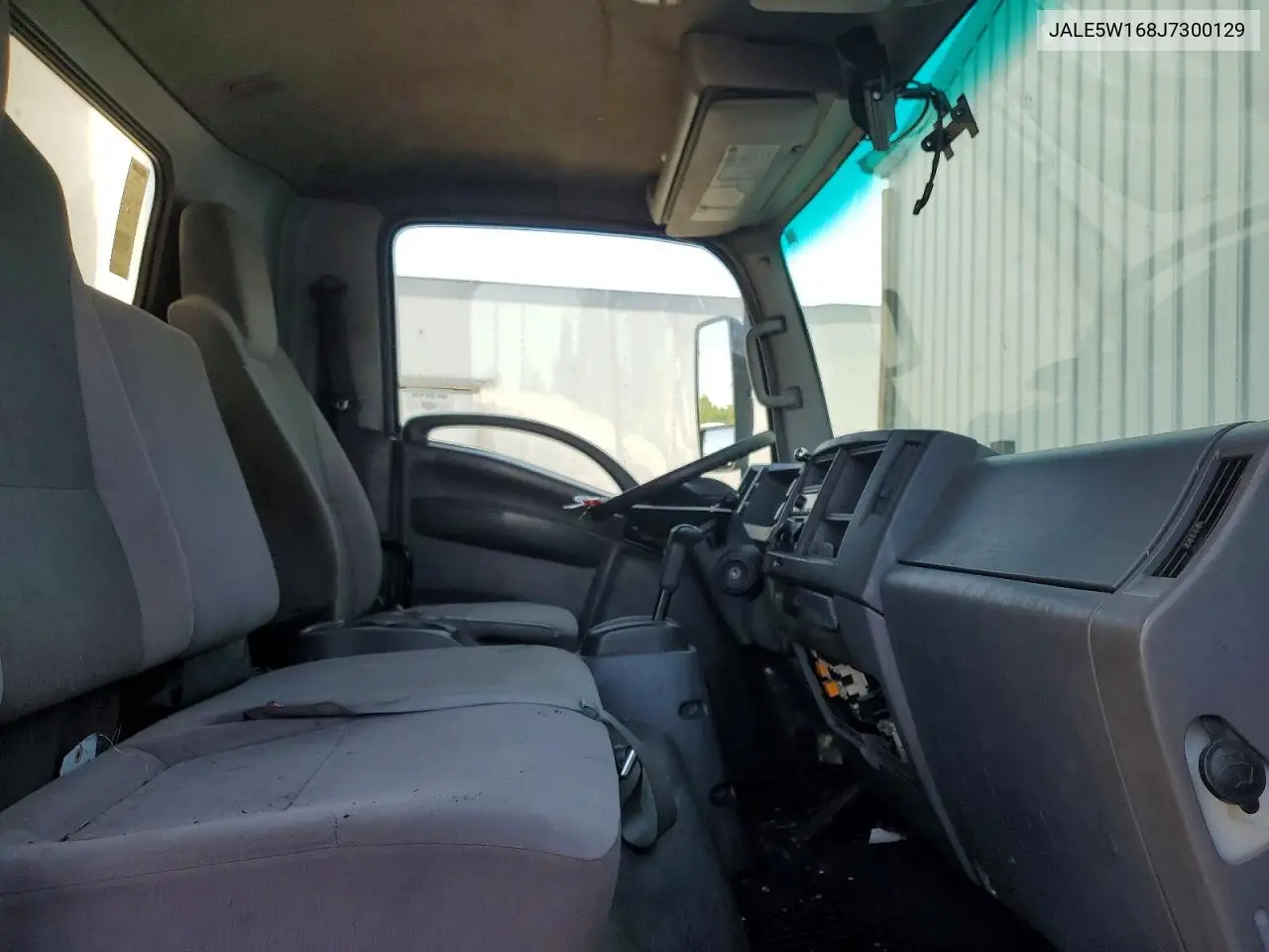 2018 Isuzu Nrr Delivery Truck VIN: JALE5W168J7300129 Lot: 53210776