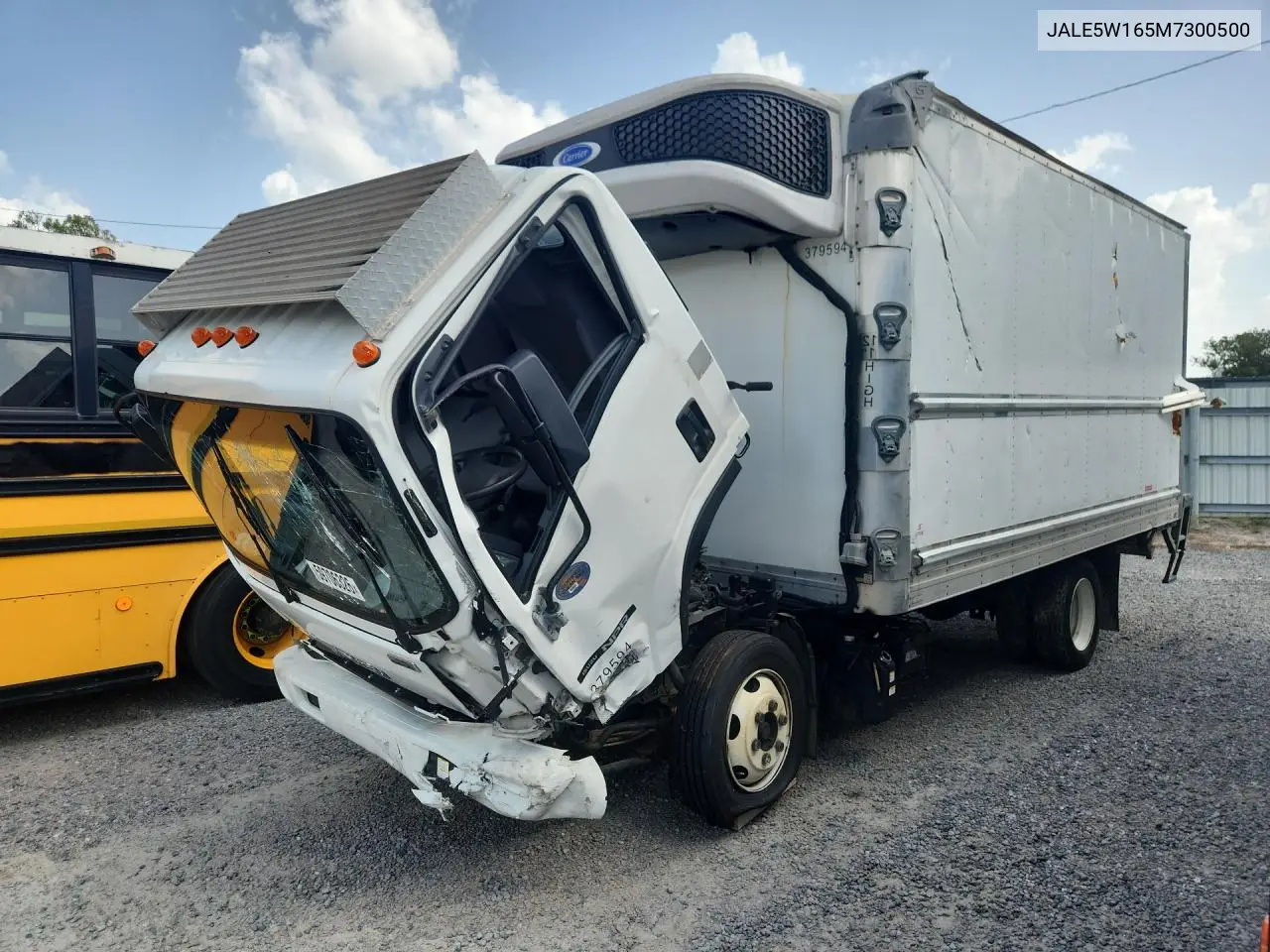 2021 Isuzu Nrr Refrigerated Box Truck VIN: JALE5W165M7300500 Lot: 59706326