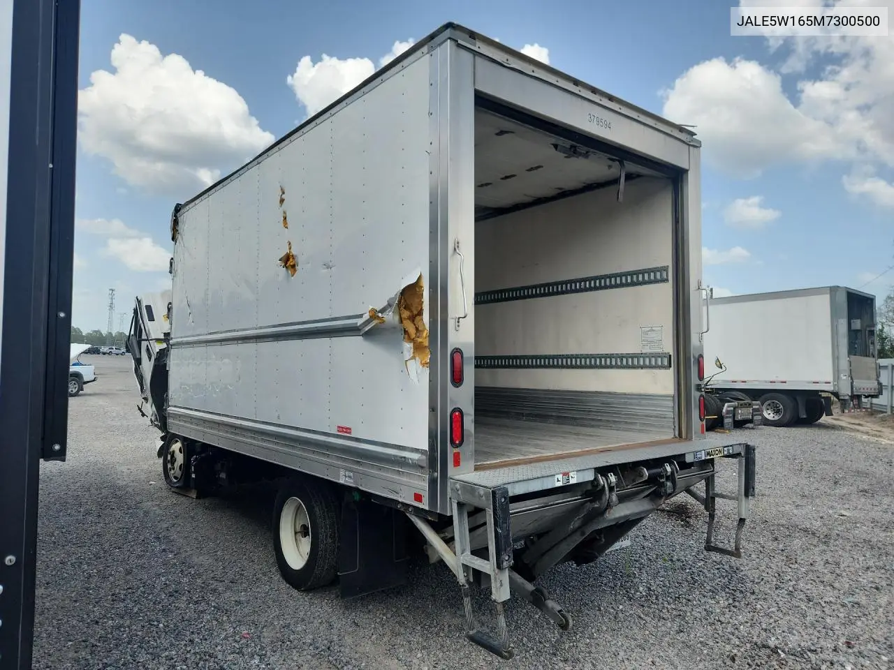 2021 Isuzu Nrr Refrigerated Box Truck VIN: JALE5W165M7300500 Lot: 59706326
