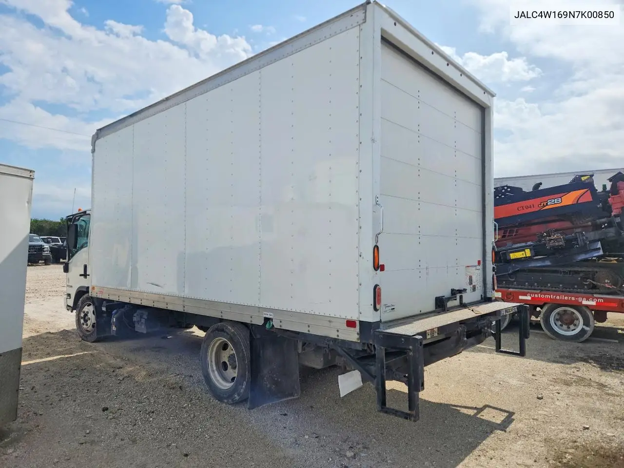 2022 Isuzu Npr Xd Box Truck VIN: JALC4W169N7K00850 Lot: 52856986
