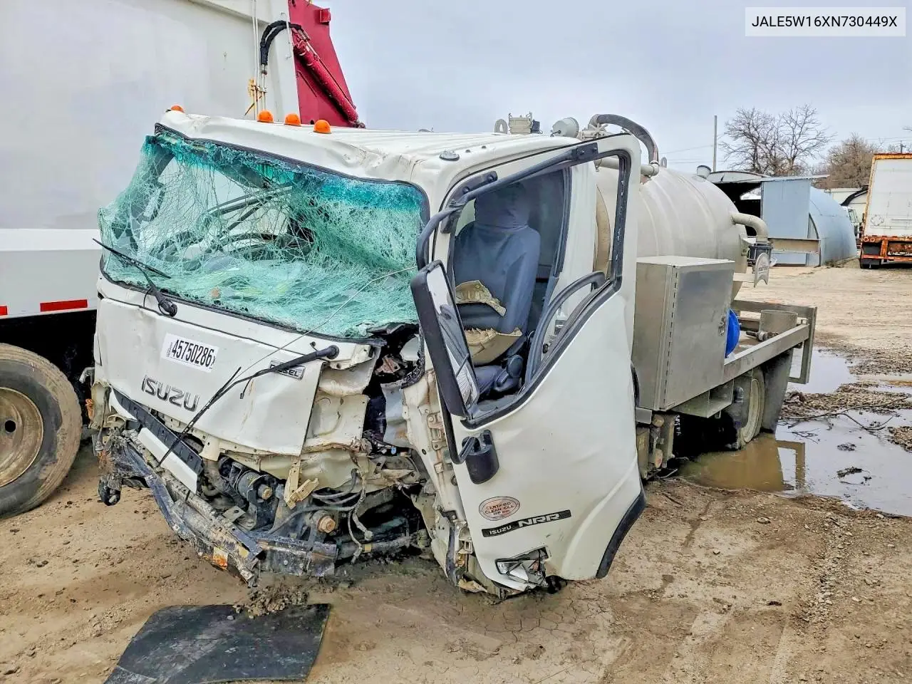 2022 Isuzu Nrr - Utility / Service Van VIN: JALE5W16XN730449X Lot: 57329126