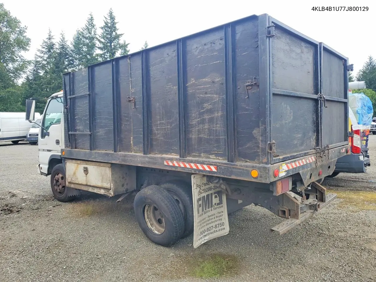 2007 Isuzu Npr Dump Truck VIN: 4KLB4B1U77J800129 Lot: 56444976