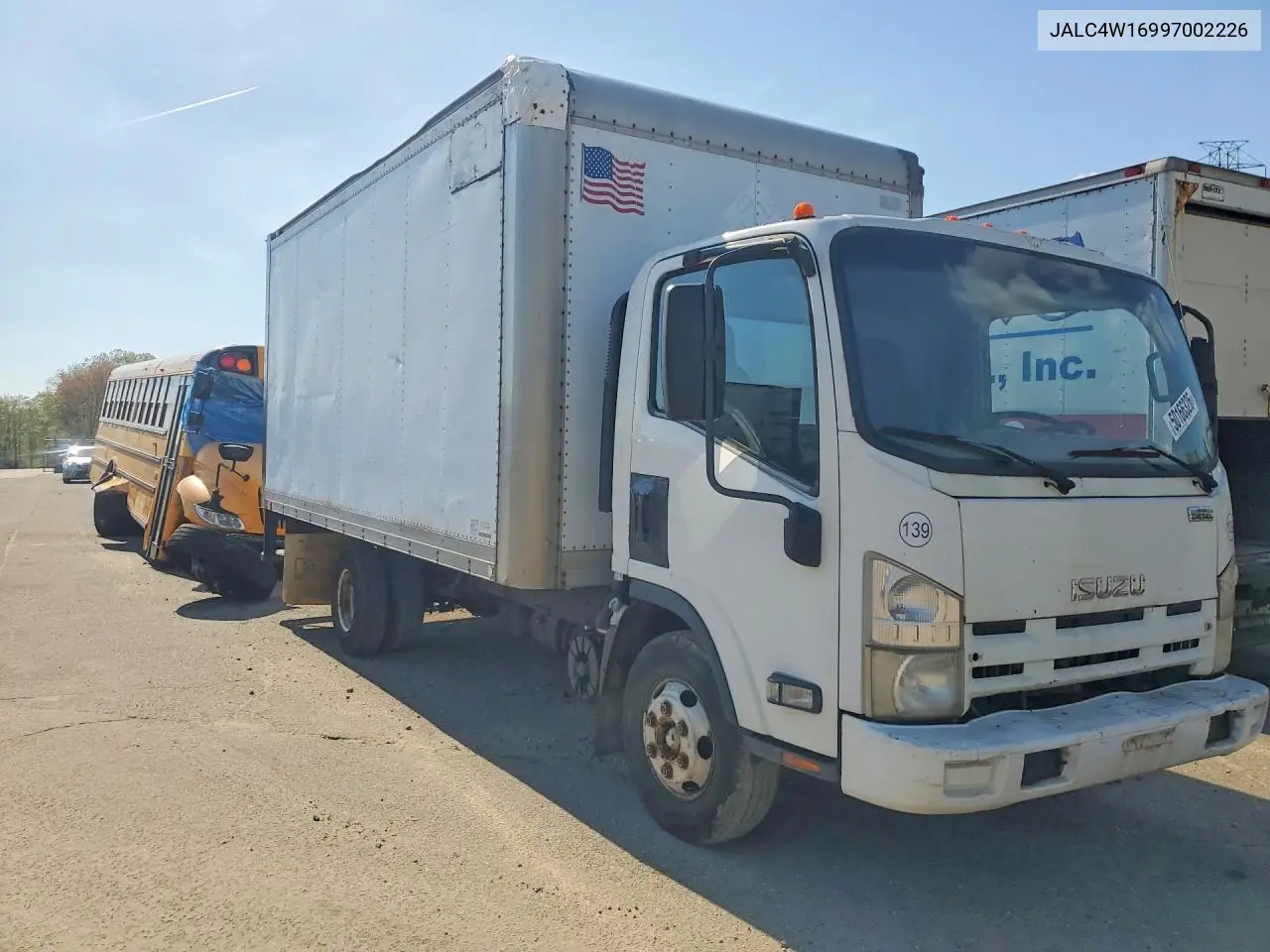 2009 Isuzu Npr Box Truck VIN: JALC4W16997002226 Lot: 50166326