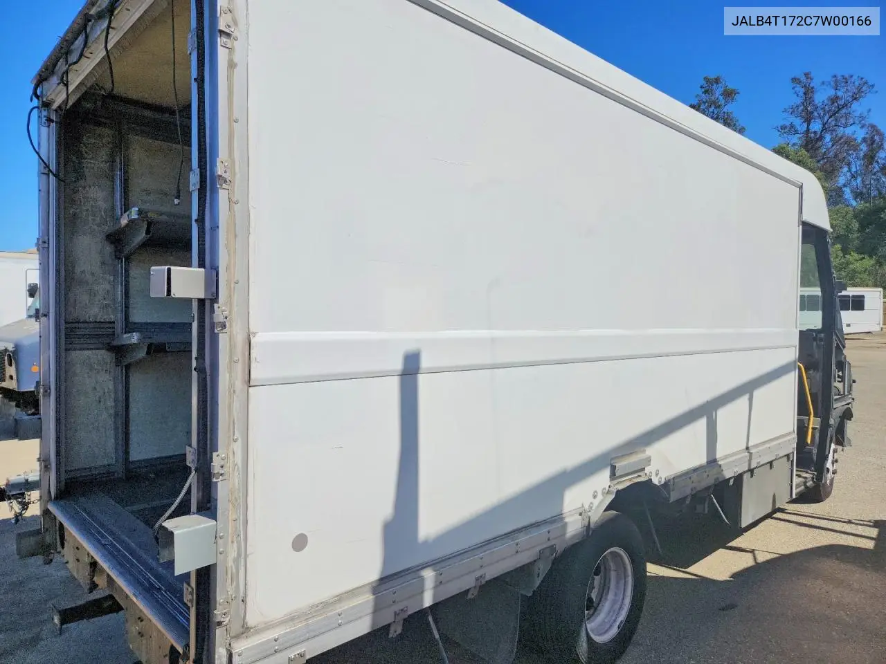 2012 Isuzu Npr VIN: JALB4T172C7W00166 Lot: 60158566