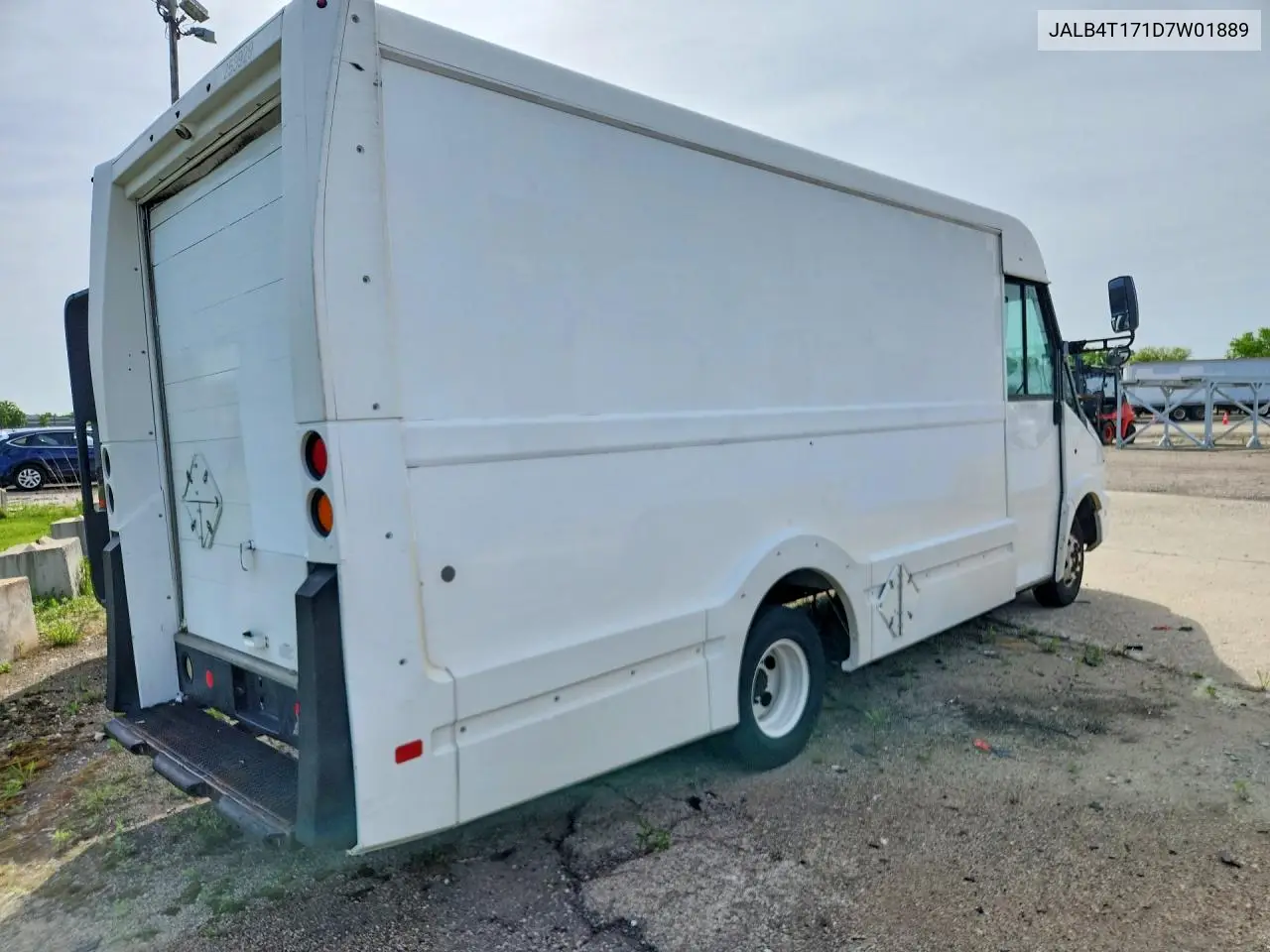 2013 Isuzu Npr VIN: JALB4T171D7W01889 Lot: 52465116
