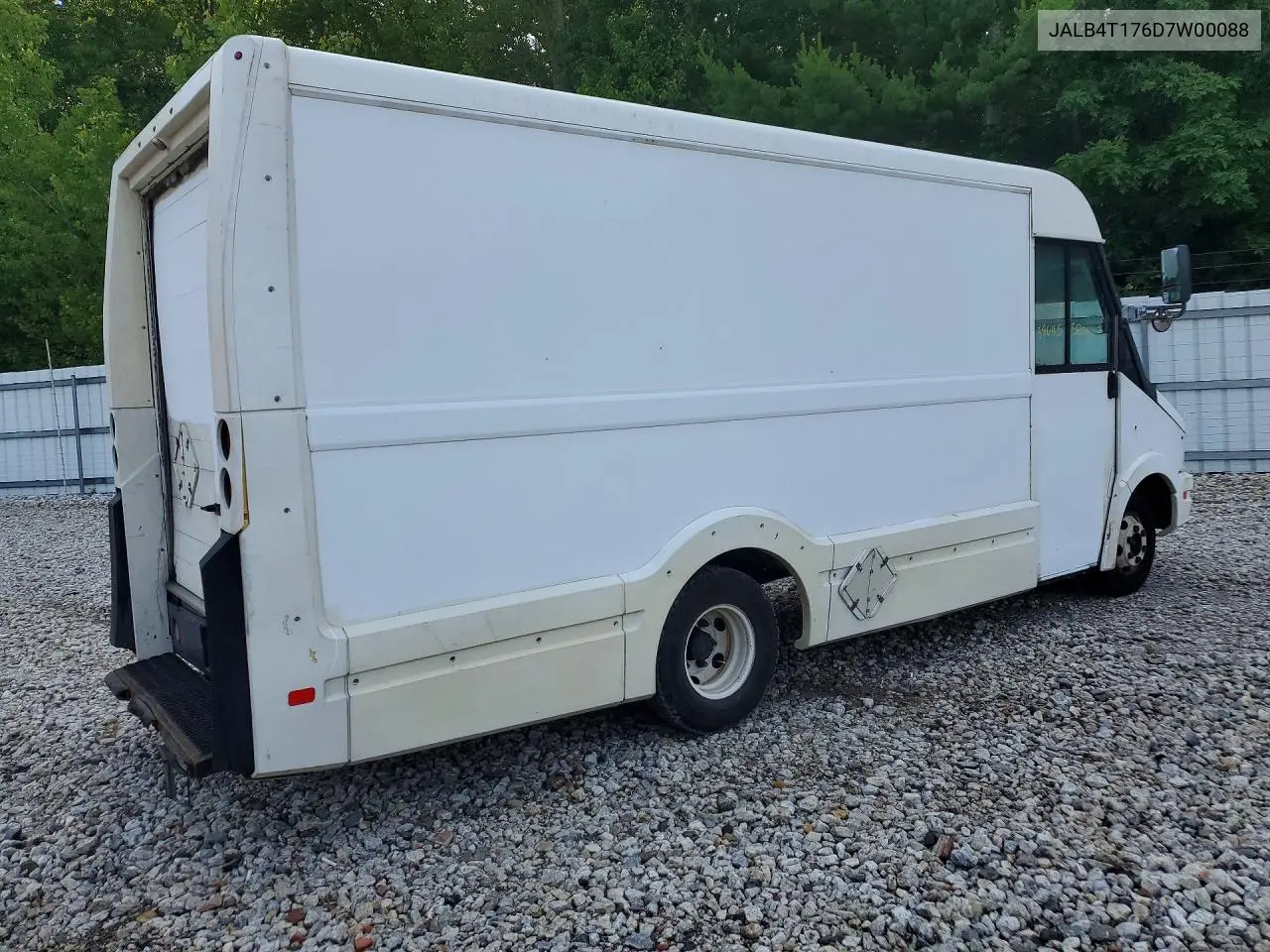 2013 Isuzu Npr Hd Delivery Van VIN: JALB4T176D7W00088 Lot: 58645596