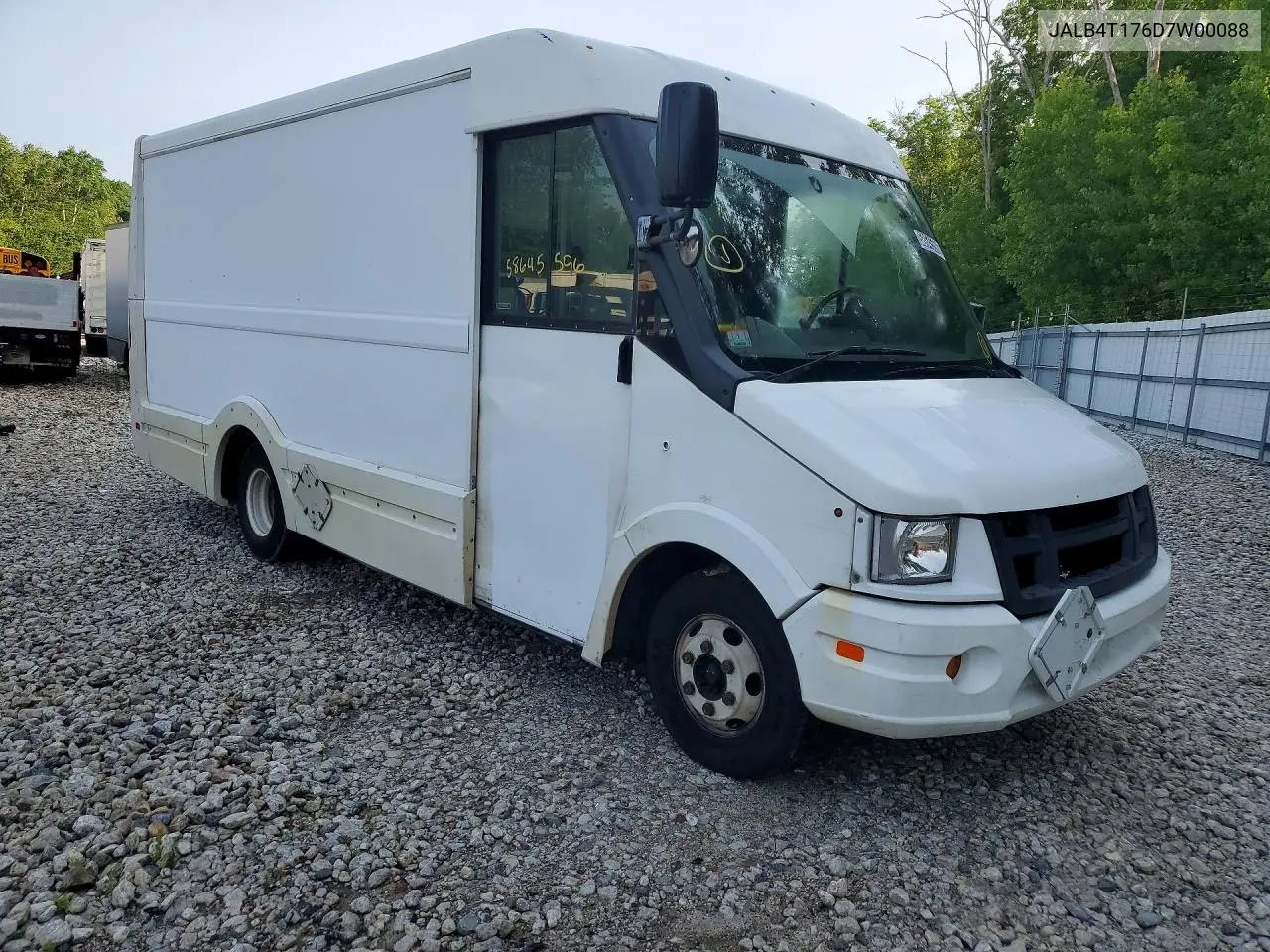 2013 Isuzu Npr Hd Delivery Van VIN: JALB4T176D7W00088 Lot: 58645596