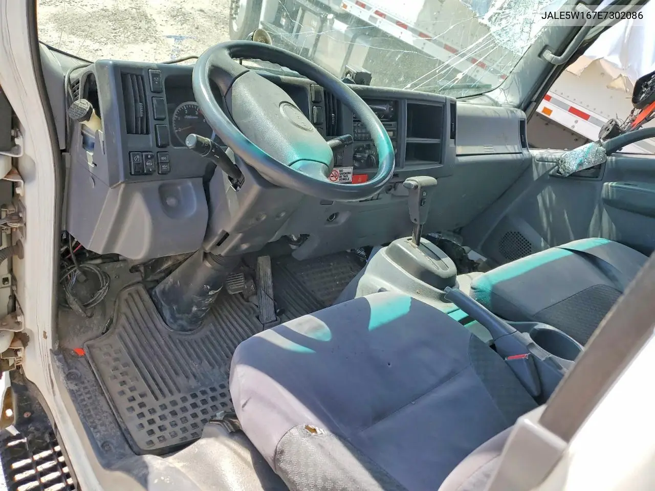 2014 Isuzu Nrr - Refrigerated Box Truck VIN: JALE5W167E7302086 Lot: 58476236