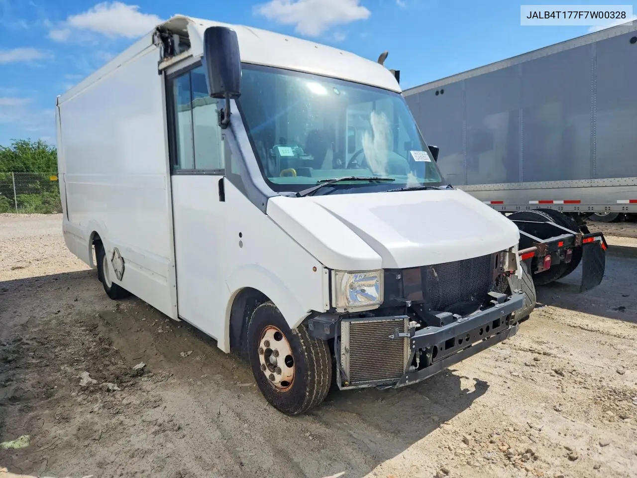 2015 Isuzu Npr VIN: JALB4T177F7W00328 Lot: 56959366