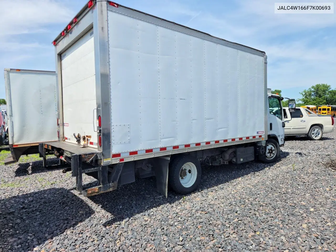 2015 Isuzu Npr-Hd Refrigerated Box Truck VIN: JALC4W166F7K00693 Lot: 57179146