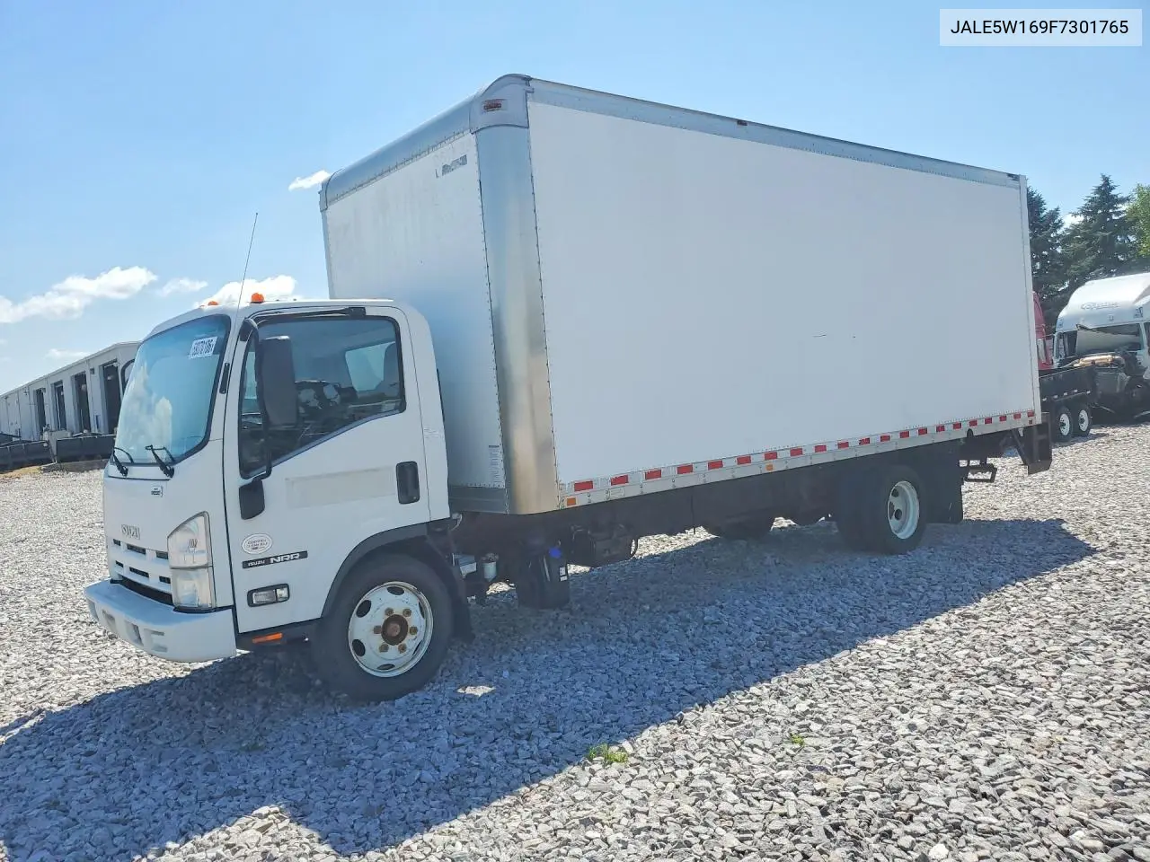 2015 Isuzu Nrr Box Truck VIN: JALE5W169F7301765 Lot: 59370106