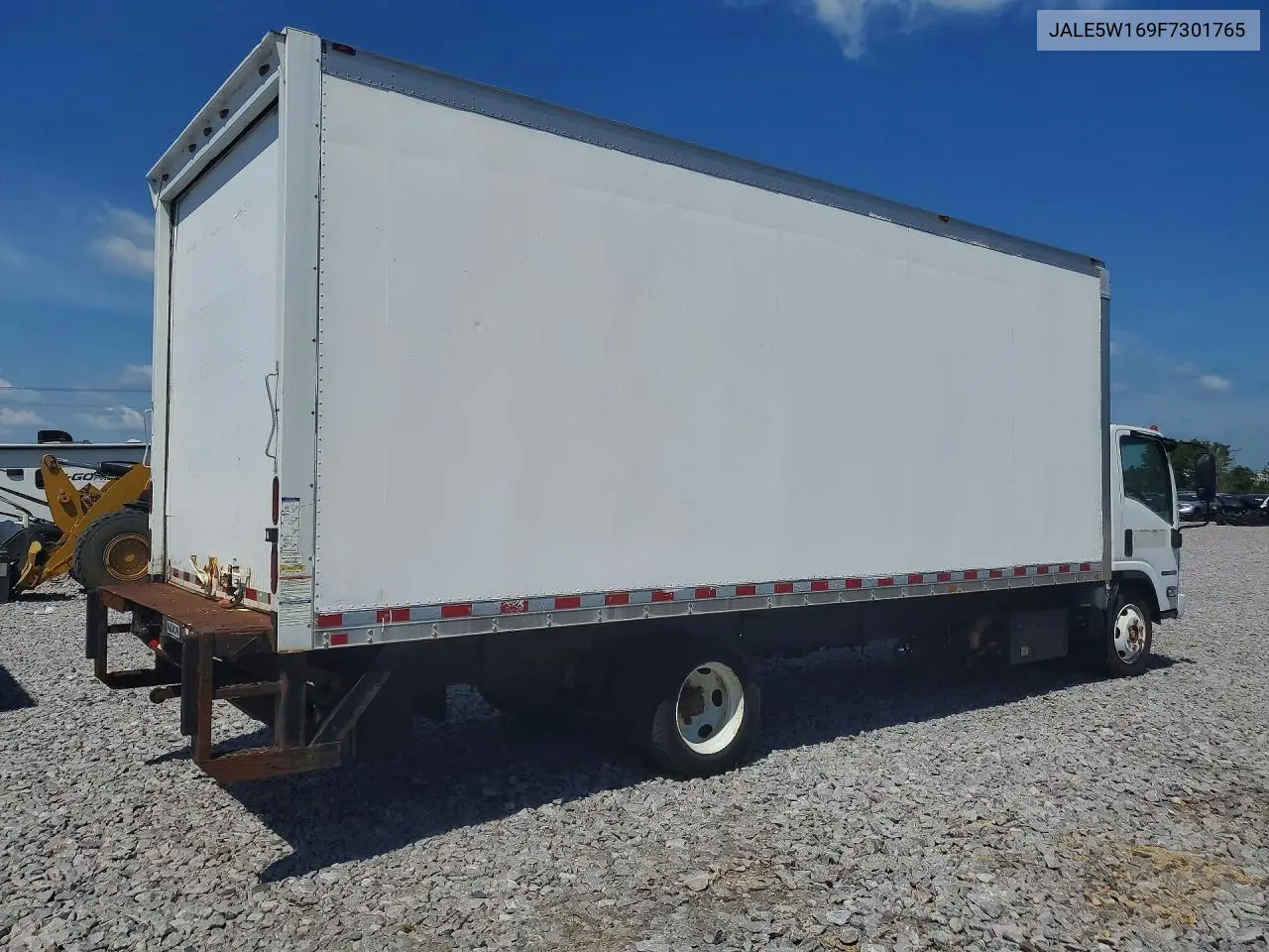2015 Isuzu Nrr Box Truck VIN: JALE5W169F7301765 Lot: 59370106