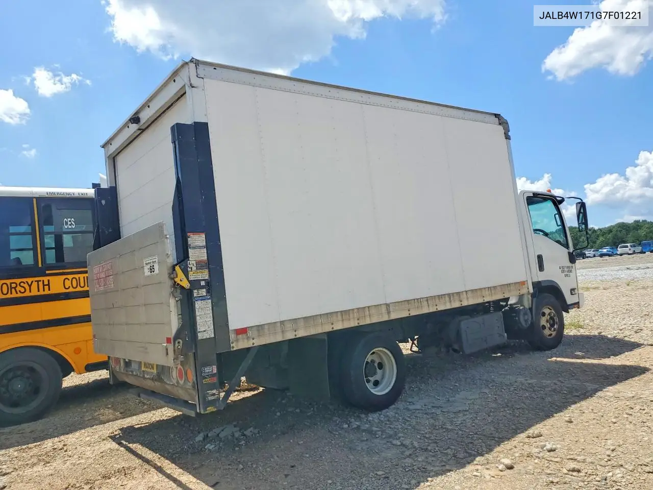 2016 Isuzu Npr VIN: JALB4W171G7F01221 Lot: 61699056