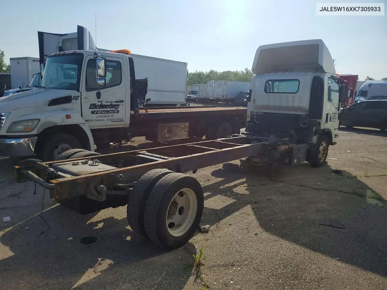 2019 Isuzu Nrr - Flat Bed Truck VIN: JALE5W16XK7305933 Lot: 58695896