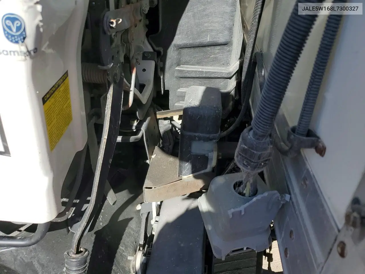 2020 Isuzu Nrr VIN: JALE5W168L7300327 Lot: 56252256